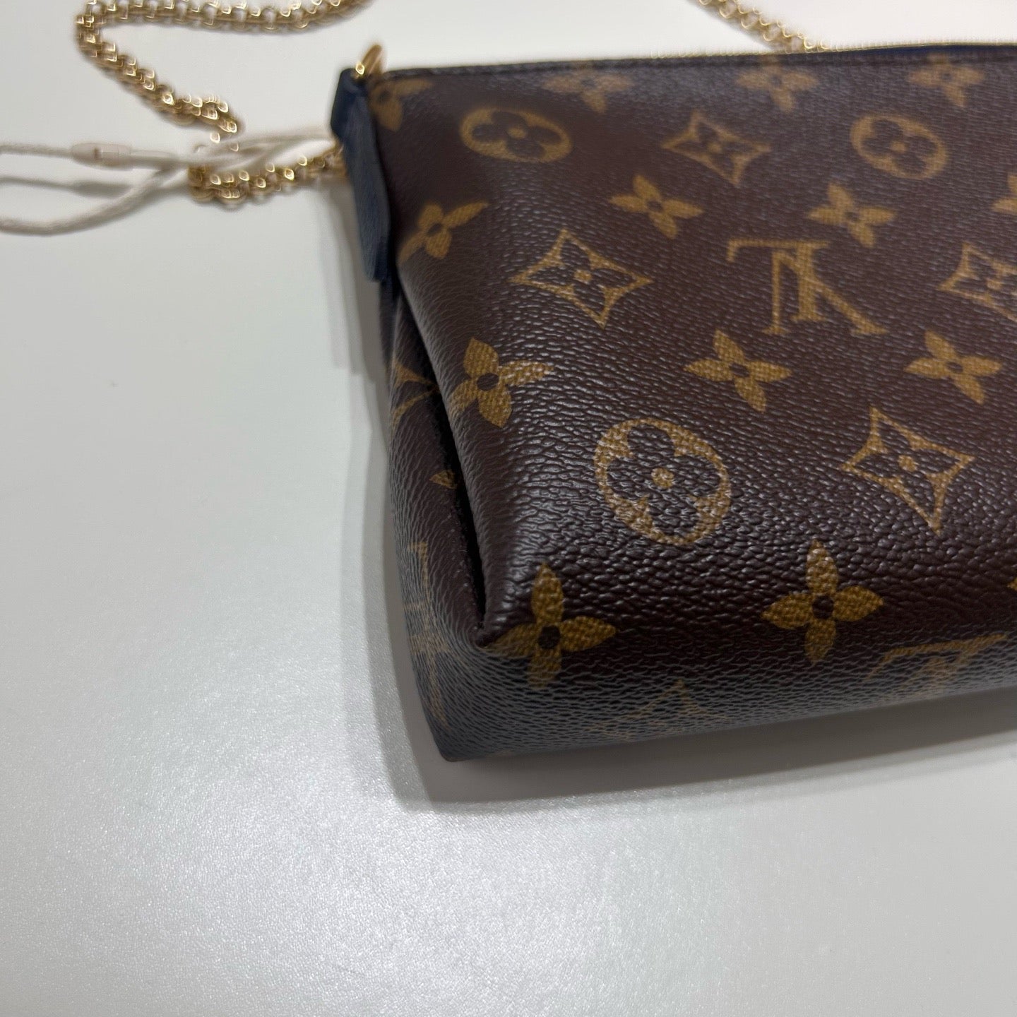 Louis Vuitton - Pochette Felicie WOC - Monogram coated canvas with Vachetta leather trim and leather lining - Brown - (mini)