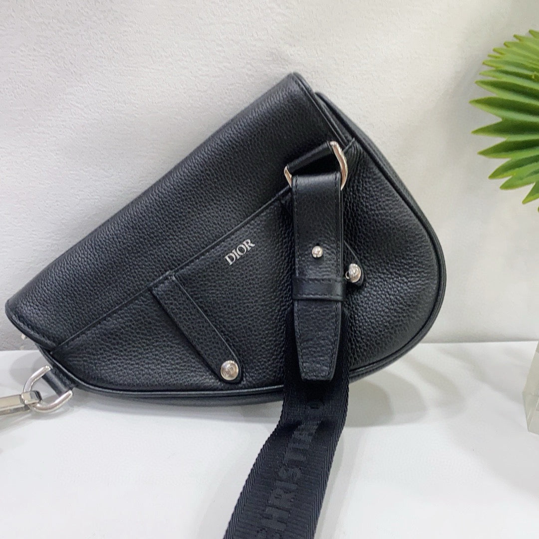 Dior - Saddle Belt Bag - Grained leather - Black - (mini)