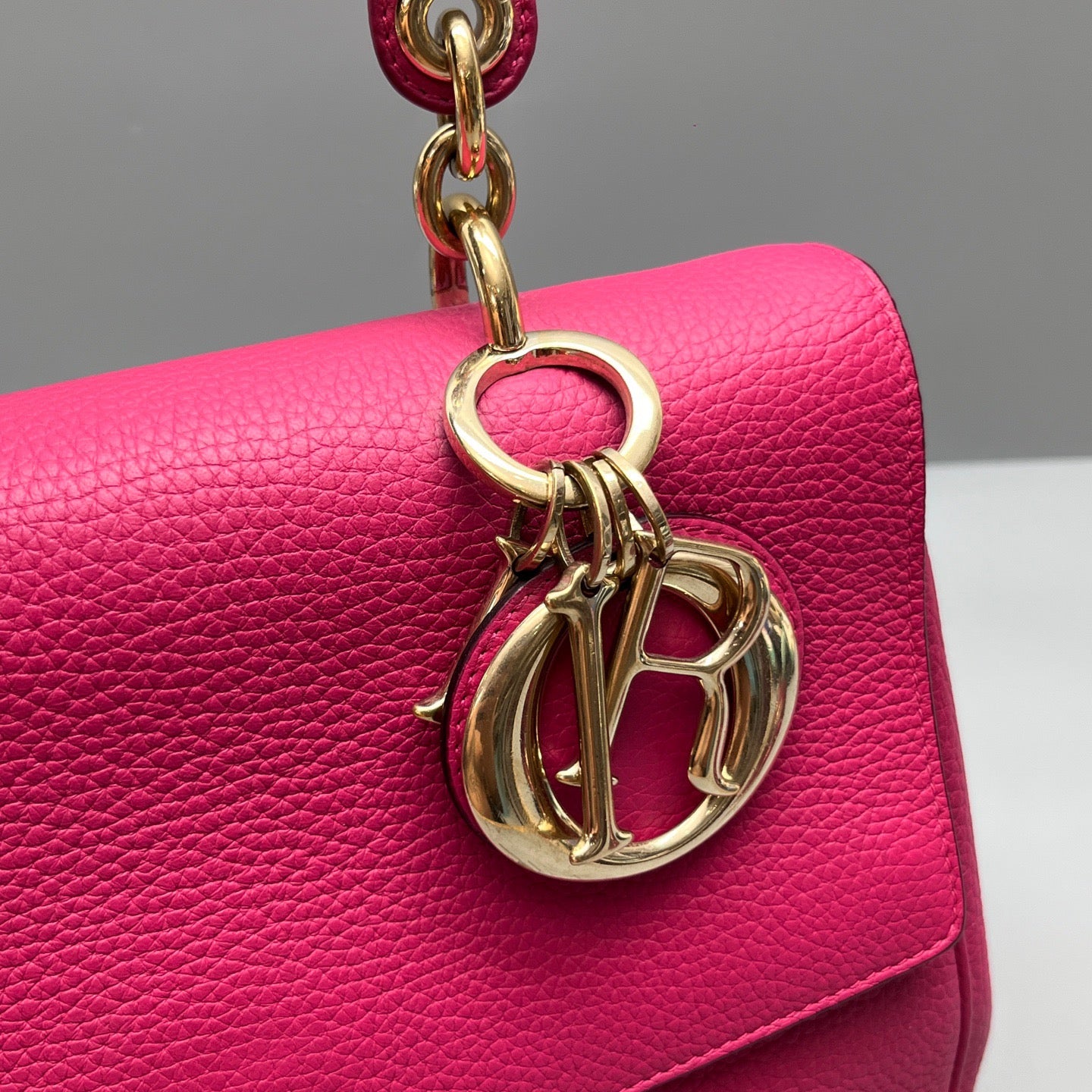 Dior - Be Dior - Grained leather - Rose Pink with Navy Interior - (medium)