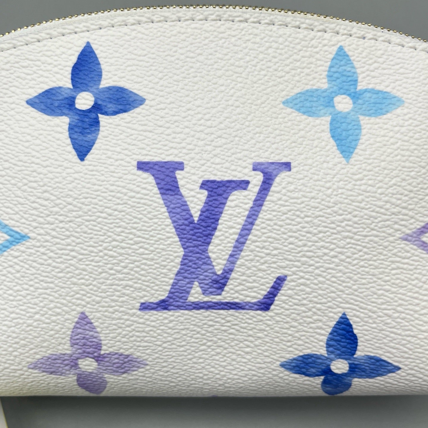 Louis Vuitton - Pochette Cosmétique Mini - Leather - White - (mini)