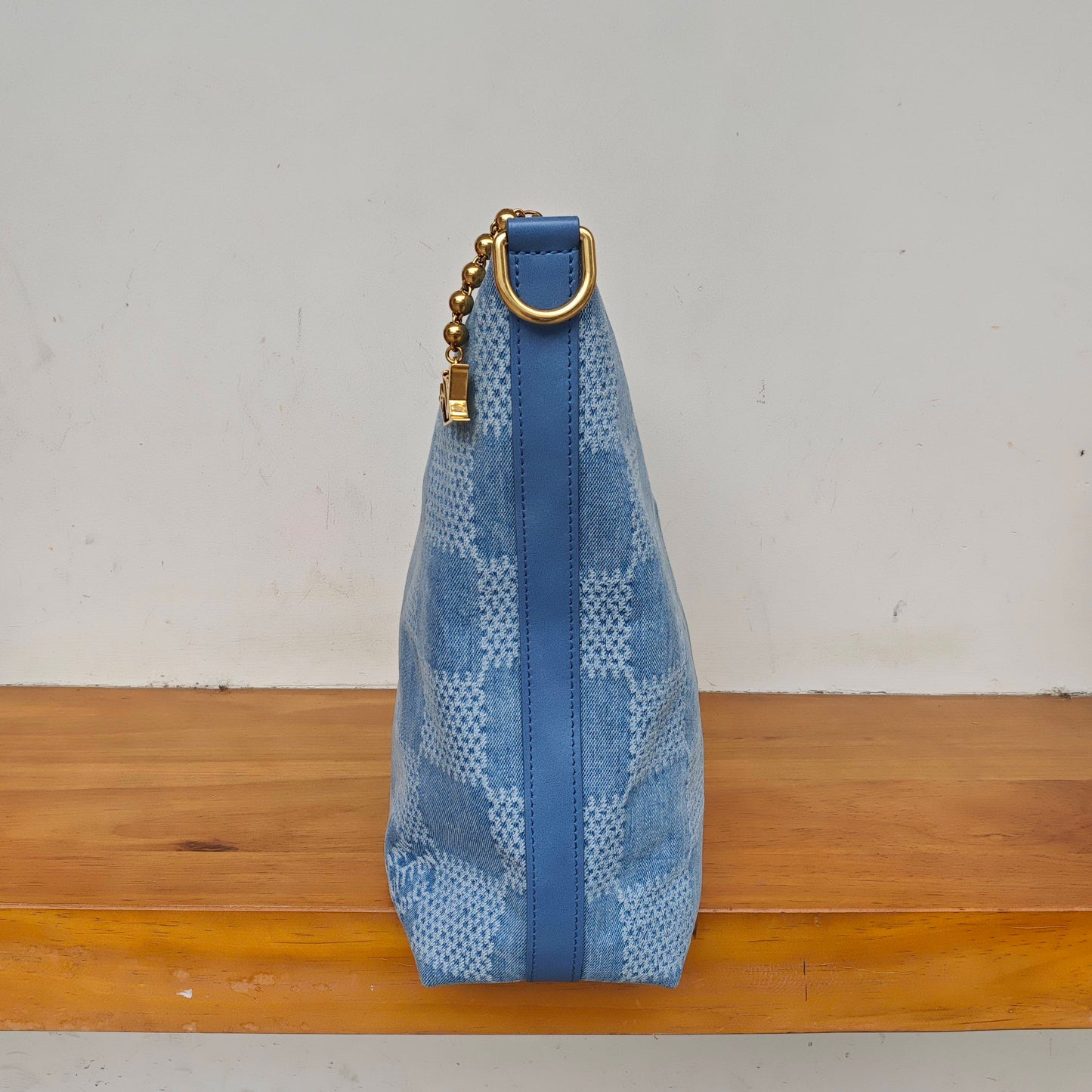 Louis Vuitton - Vagabond Hobo - Denim and leather - Blue - (Large)