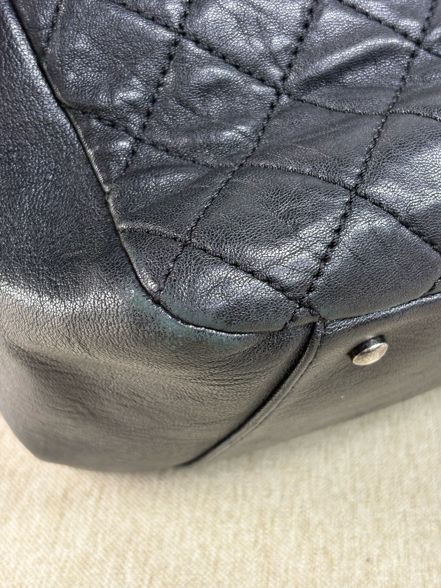 Chanel - Quilted Flap Tote Bag - Aged calfskin leather - Black - (Large)