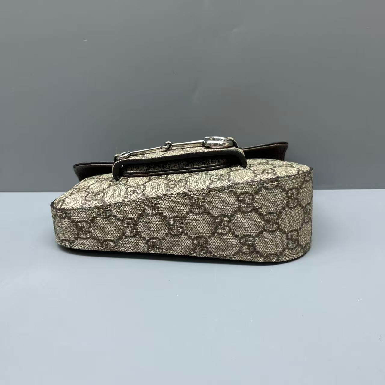 Gucci - Horsebit 1955 Chain Bag - GG Supreme canvas with leather trim - Beige - (mini)