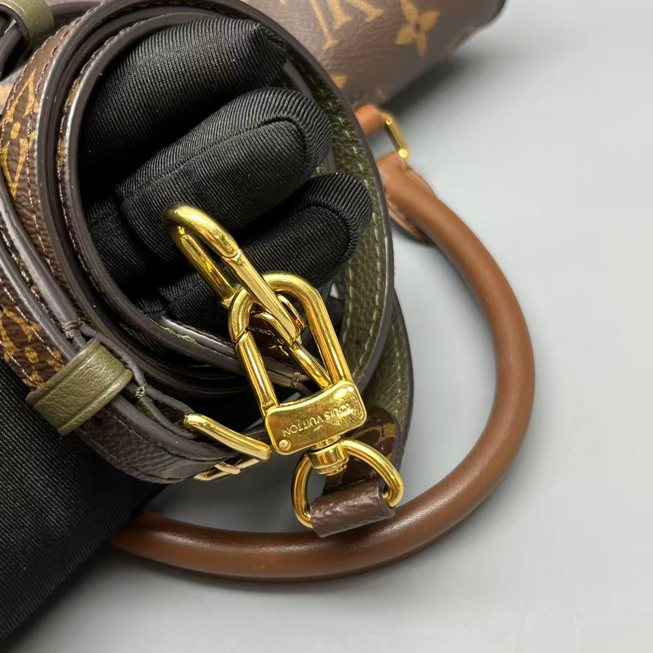 Louis Vuitton - Marignan - Monogram coated canvas and cowhide leather - Brown and Tan - (medium)