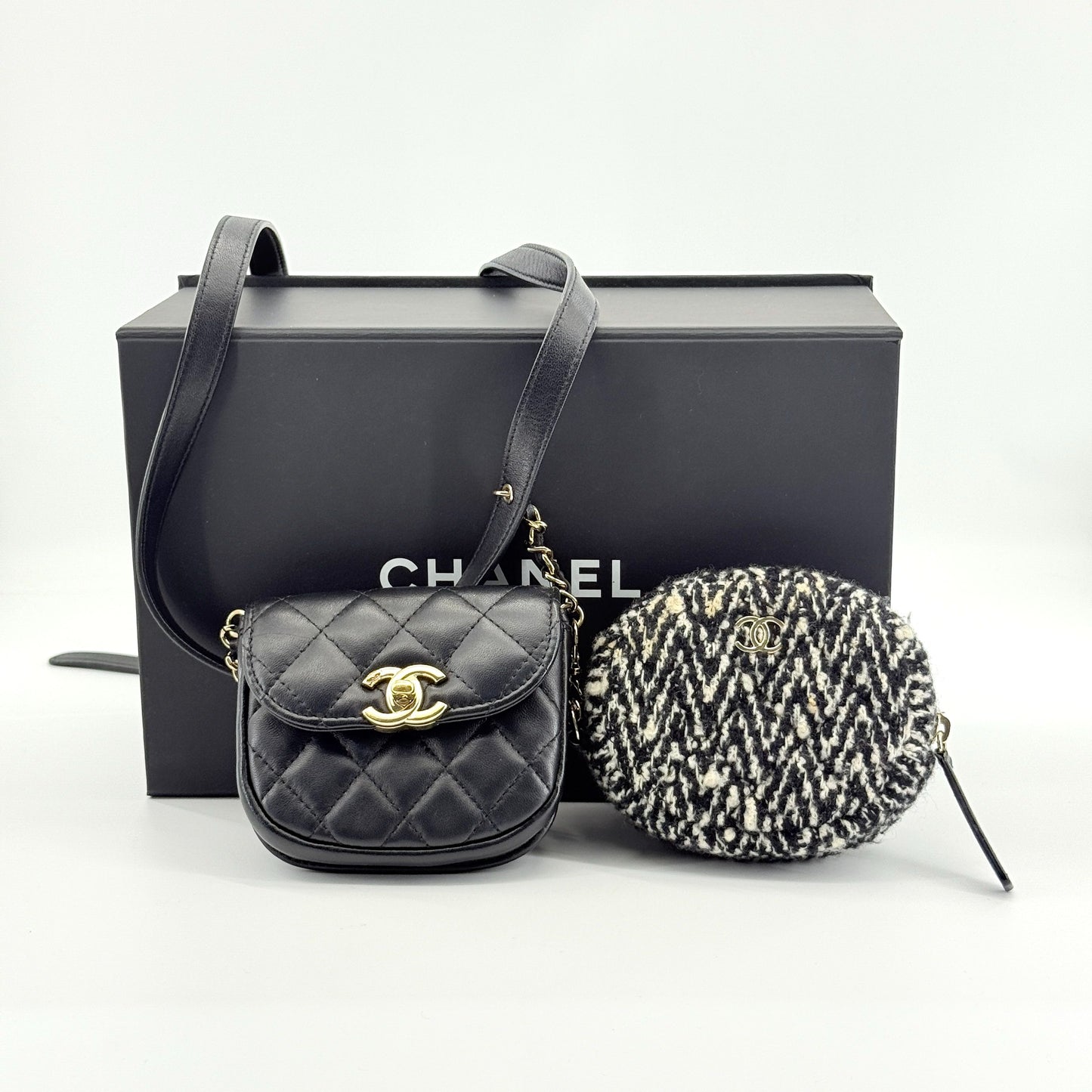 Chanel - Gemini Belt Bag - Lambskin leather and Tweed - Black and White - (Mini)