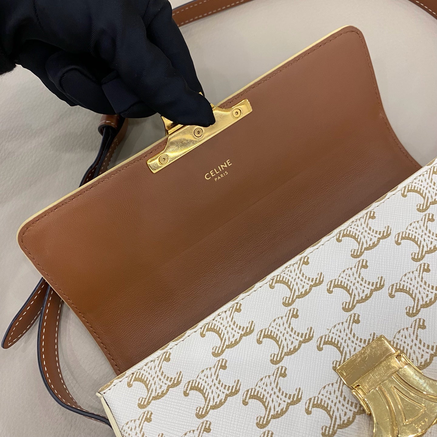 Celine - Triomphe Shoulder Bag - Coated canvas with calfskin leather trim - White - (small)
