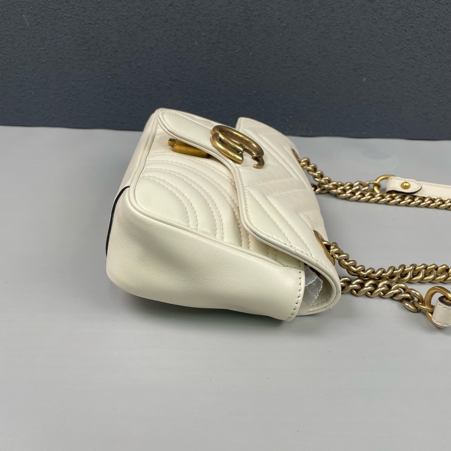 Gucci - GG Marmont Small Shoulder Bag - Leather - White - (Small)