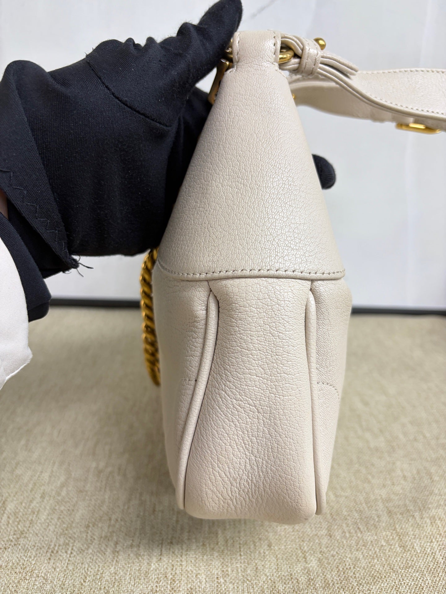 Gucci - Aphrodite Half-Moon Shoulder Bag - Pebbled cowhide leather - Beige with Gold-Tone Hardware - (small)