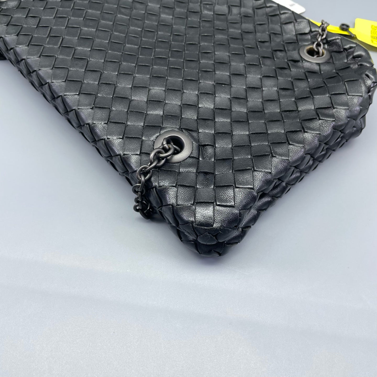 Bottega Veneta - Intrecciato Woven Chain Shoulder Bag - Leather - Black - (small)