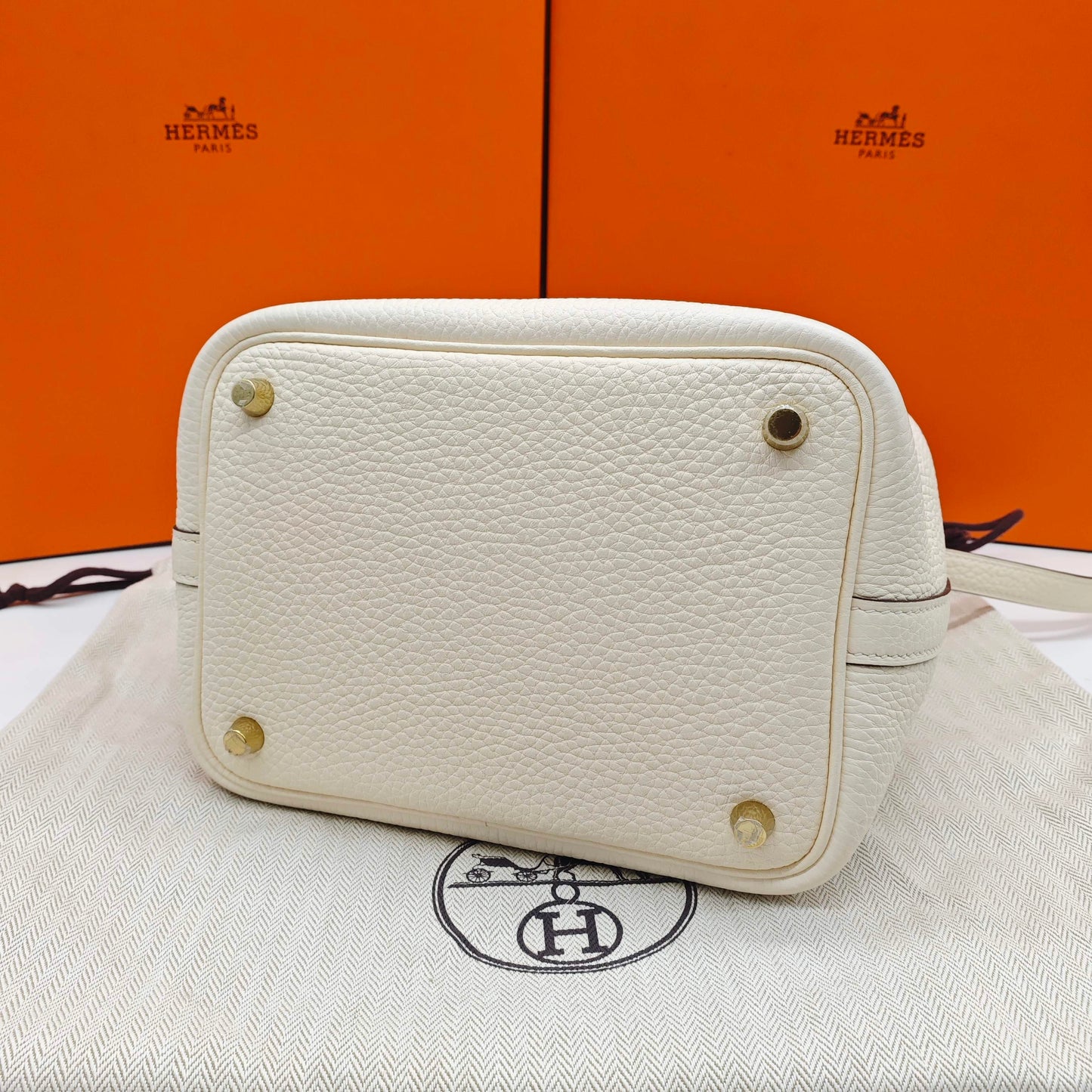 Hermès - Picotin Lock 18 - Togo leather - Creamy White with Gold-Tone Hardware - (mini)