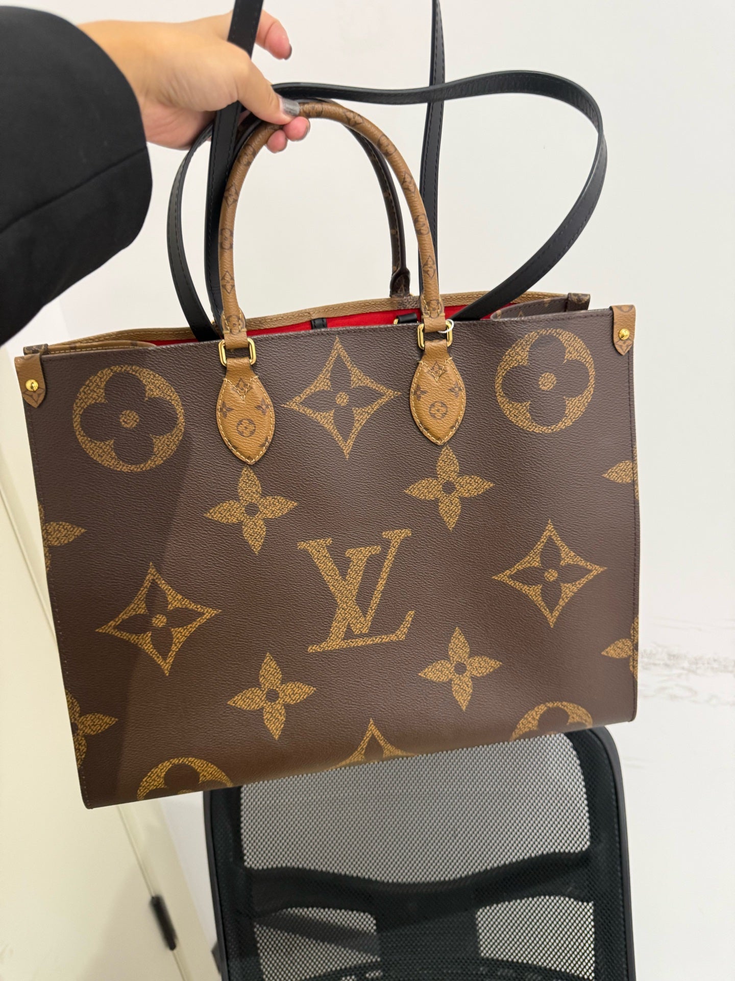 Louis Vuitton - OnTheGo GM - Monogram coated canvas with leather trim - Brown - (Large)