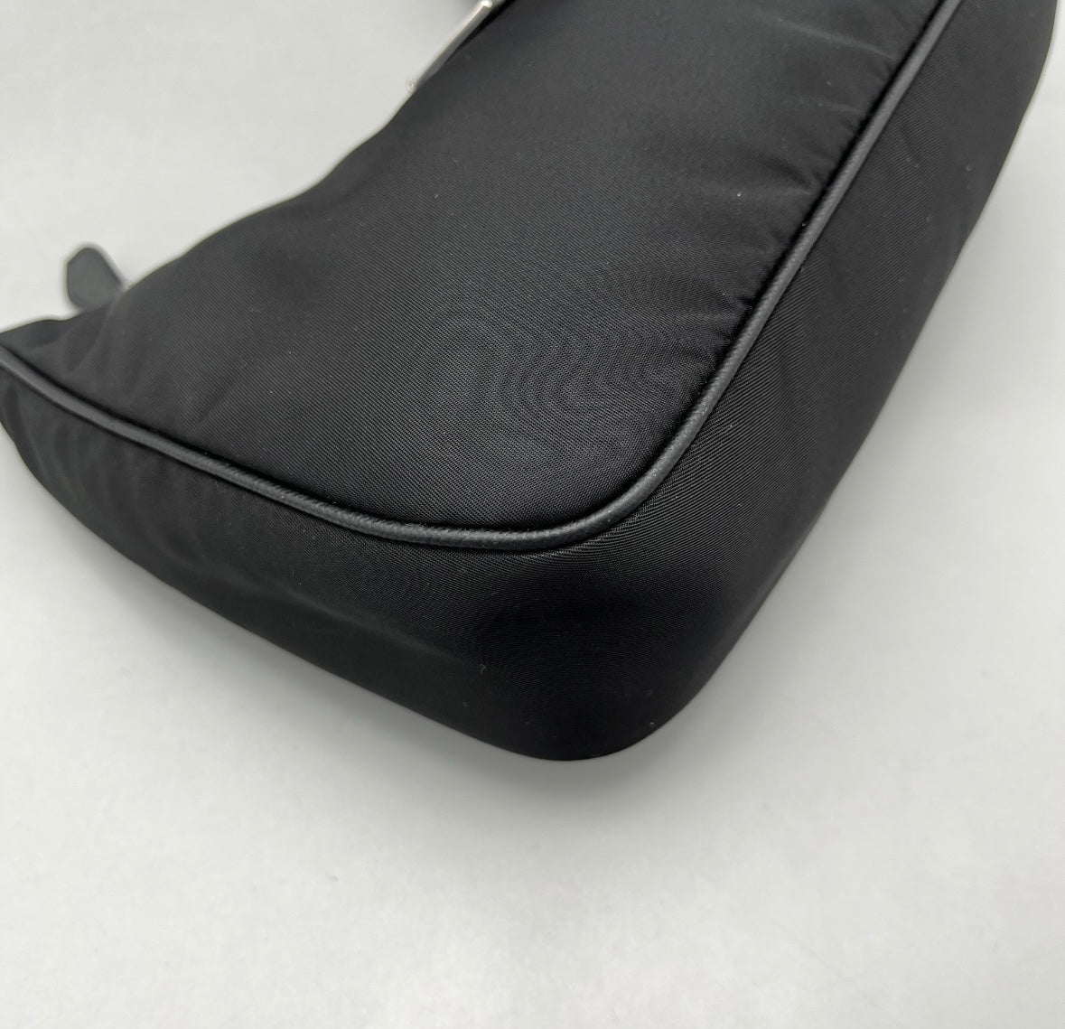 Prada - Re-Edition 2005 Re-Nylon Bag - Re-Nylon and Saffiano leather trims - Black - (small)
