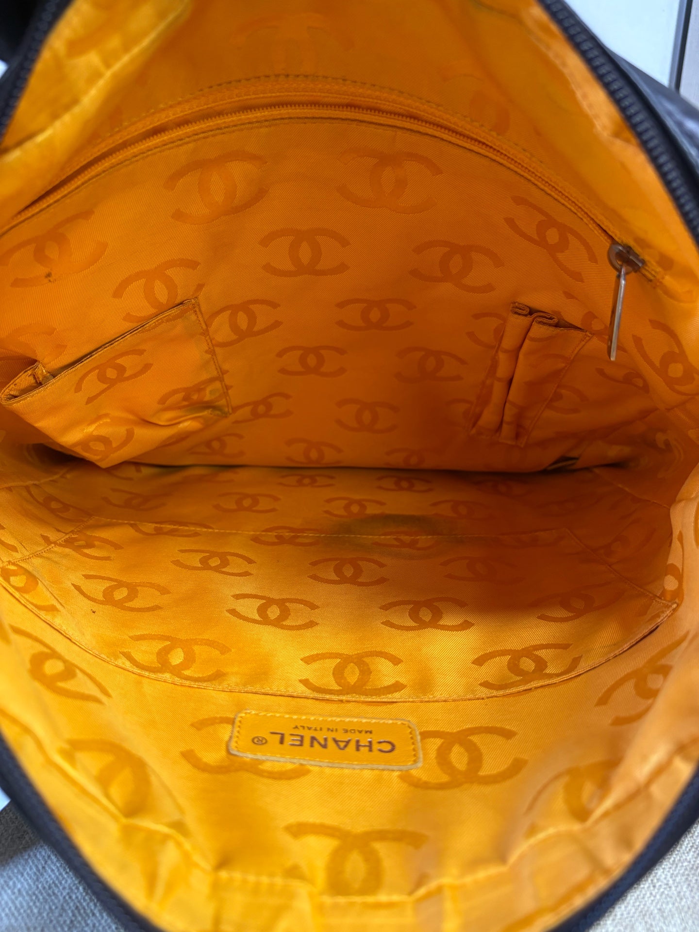 Chanel - Cambon Camera Bag - Cowhide leather - Black - (Large)