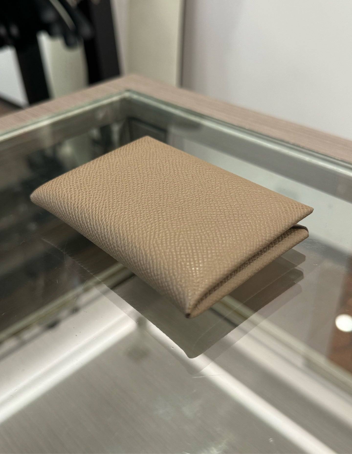 Hermès - Calvi Duo Card Holder - Leather - Beige - (mini)