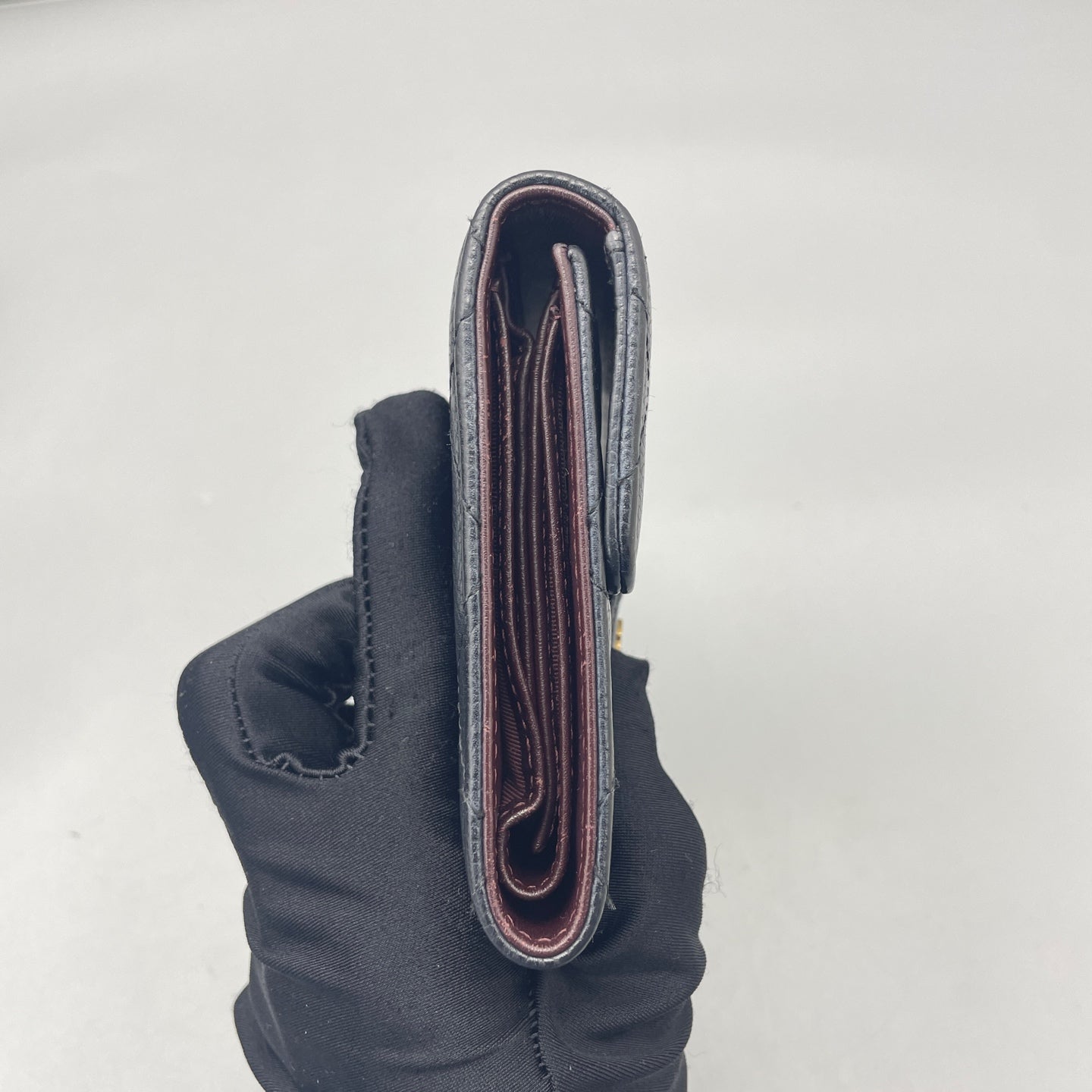 Chanel - Classic Flap Trifold Wallet A6988 - Caviar leather - Black - (Small)
