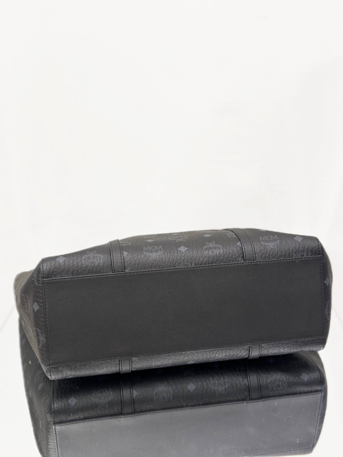 MCM - Toni Visetos Shopping Bag - Visetos coated canvas with leather trim - Black - (medium)