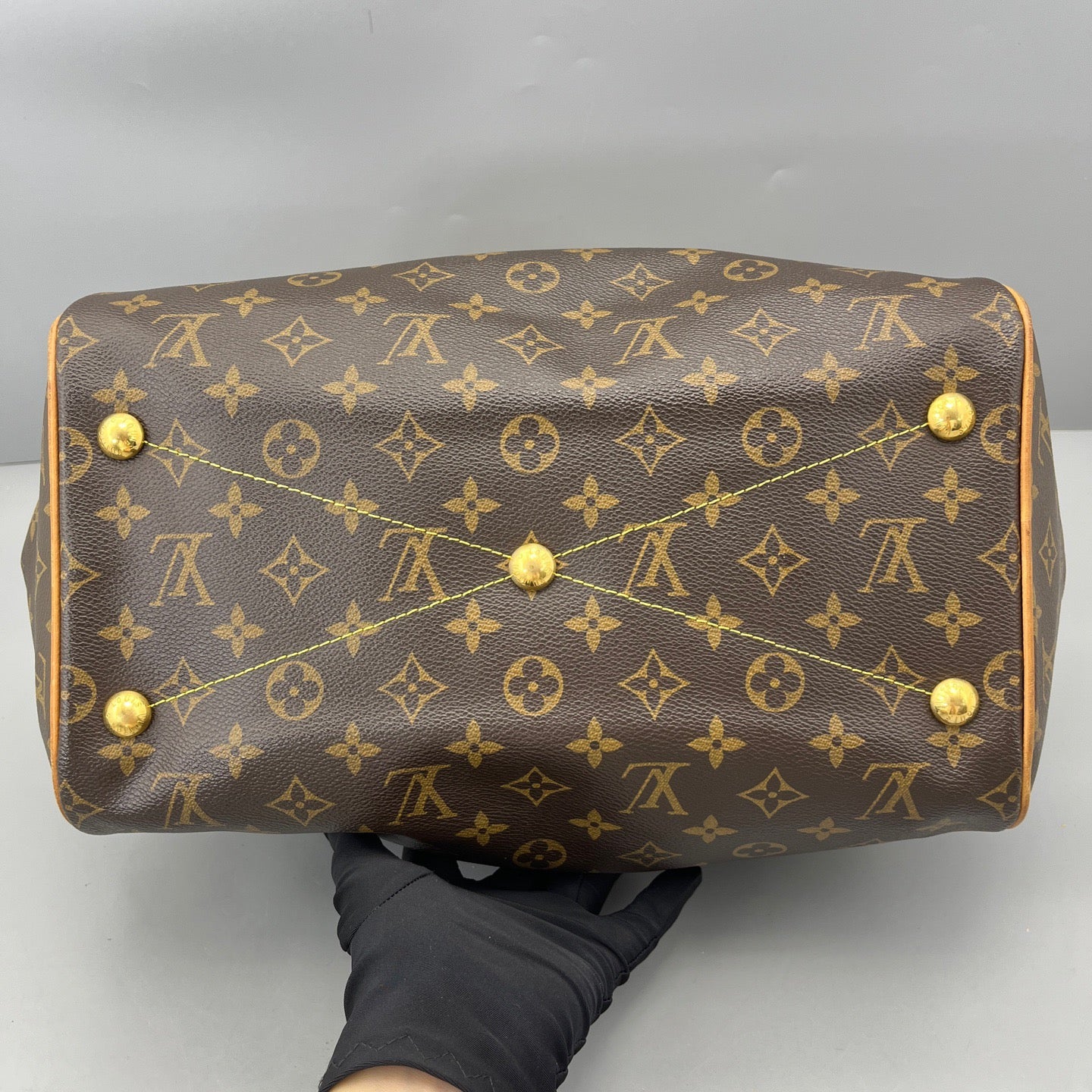 Louis Vuitton - Tivoli PM - Monogram coated canvas with Vachetta leather trim - Brown - (Medium)