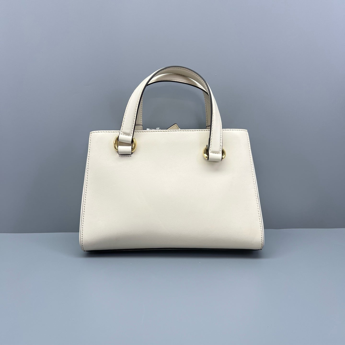 Gucci - Sylvie Top Handle Bag - Leather - White - (small)