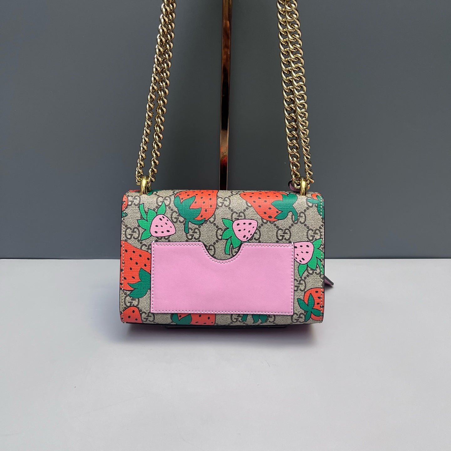 Gucci - Padlock GG Supreme Strawberry Print Small - Coated canvas with leather trim and suede lining - Beige, Pink, Red, Green - (small)