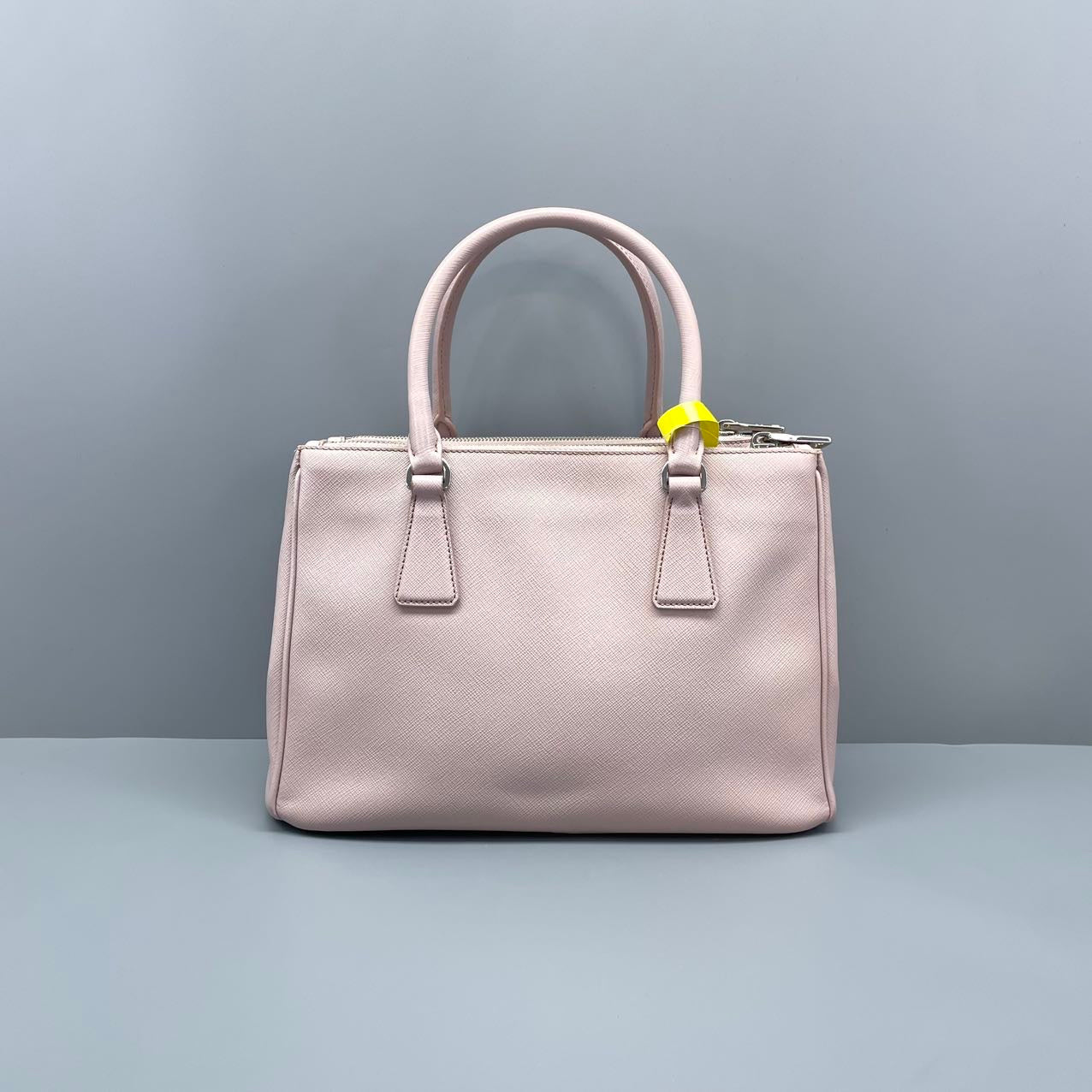 Prada - Saffiano Lux Tote (Galleria) Small - Leather - Pink - (small)