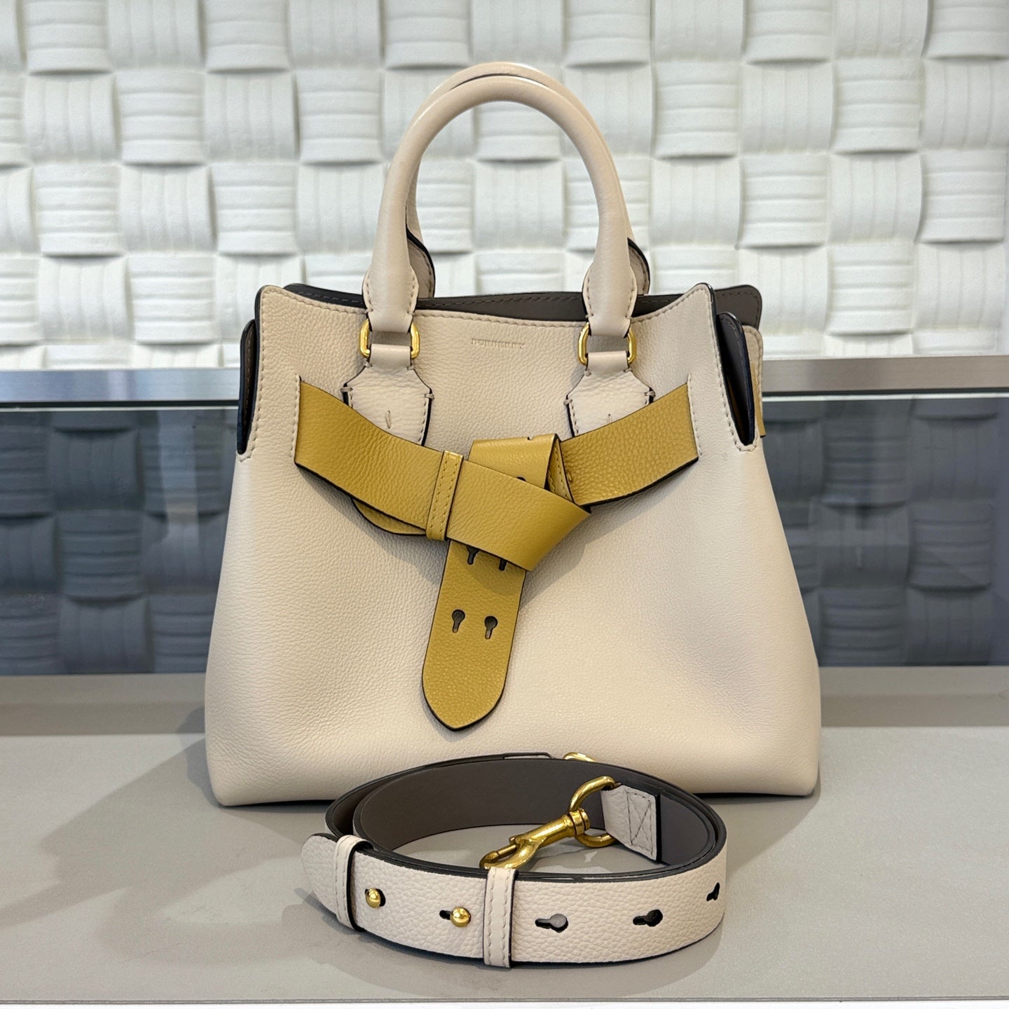 Burberry - The Belt Bag - Leather - Beige - (medium)