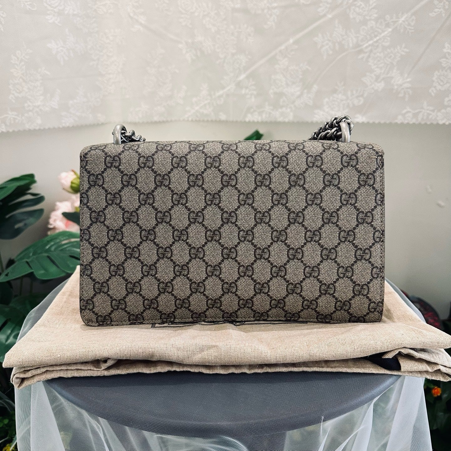 Gucci - Dionysus Medium Shoulder Bag - GG Supreme canvas with suede trim and lining - Beige and Ebony with Camel suede - (Medium)