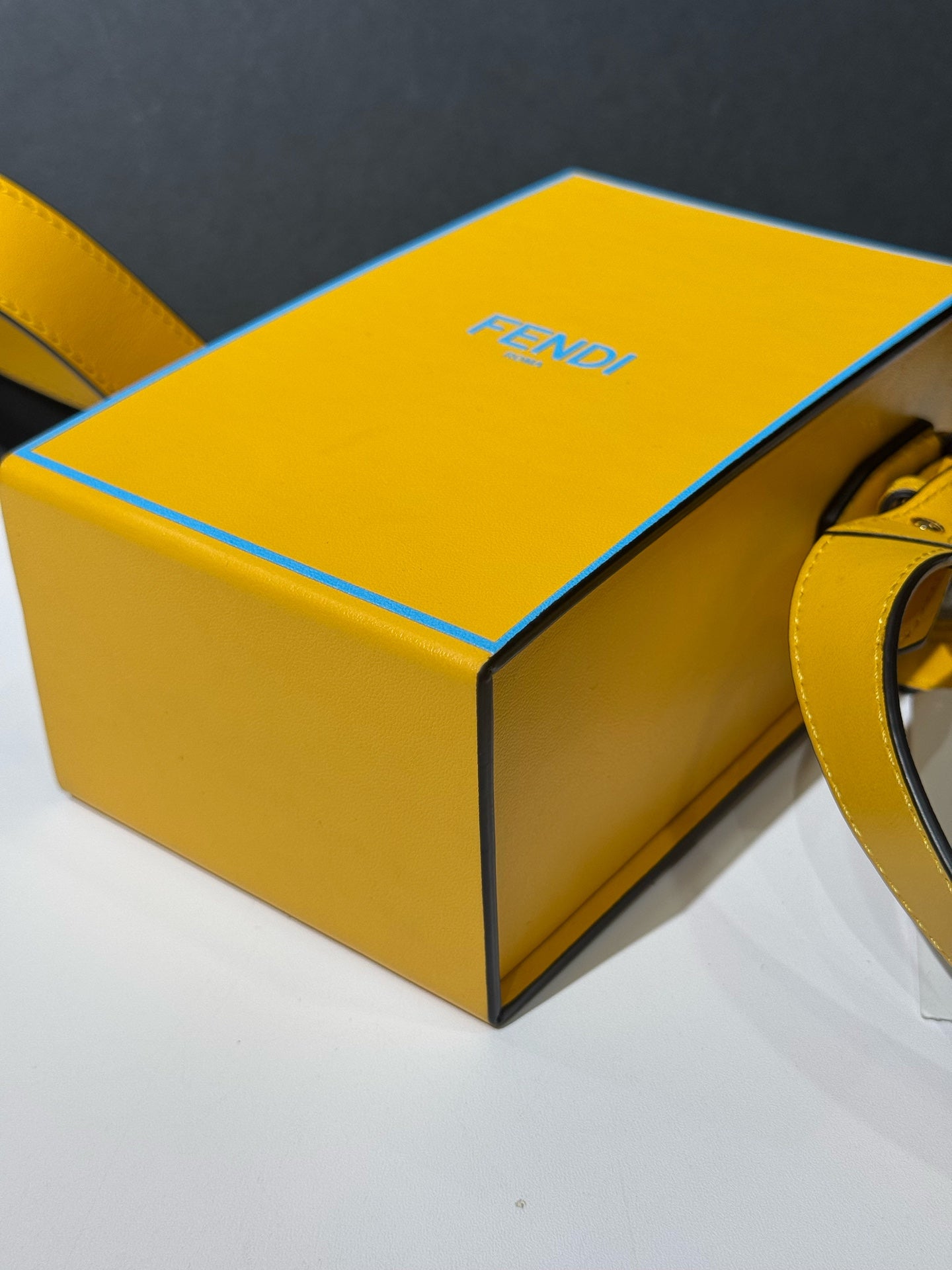 Fendi - Pack Box Bag - Calfskin leather - Yellow - (mini)