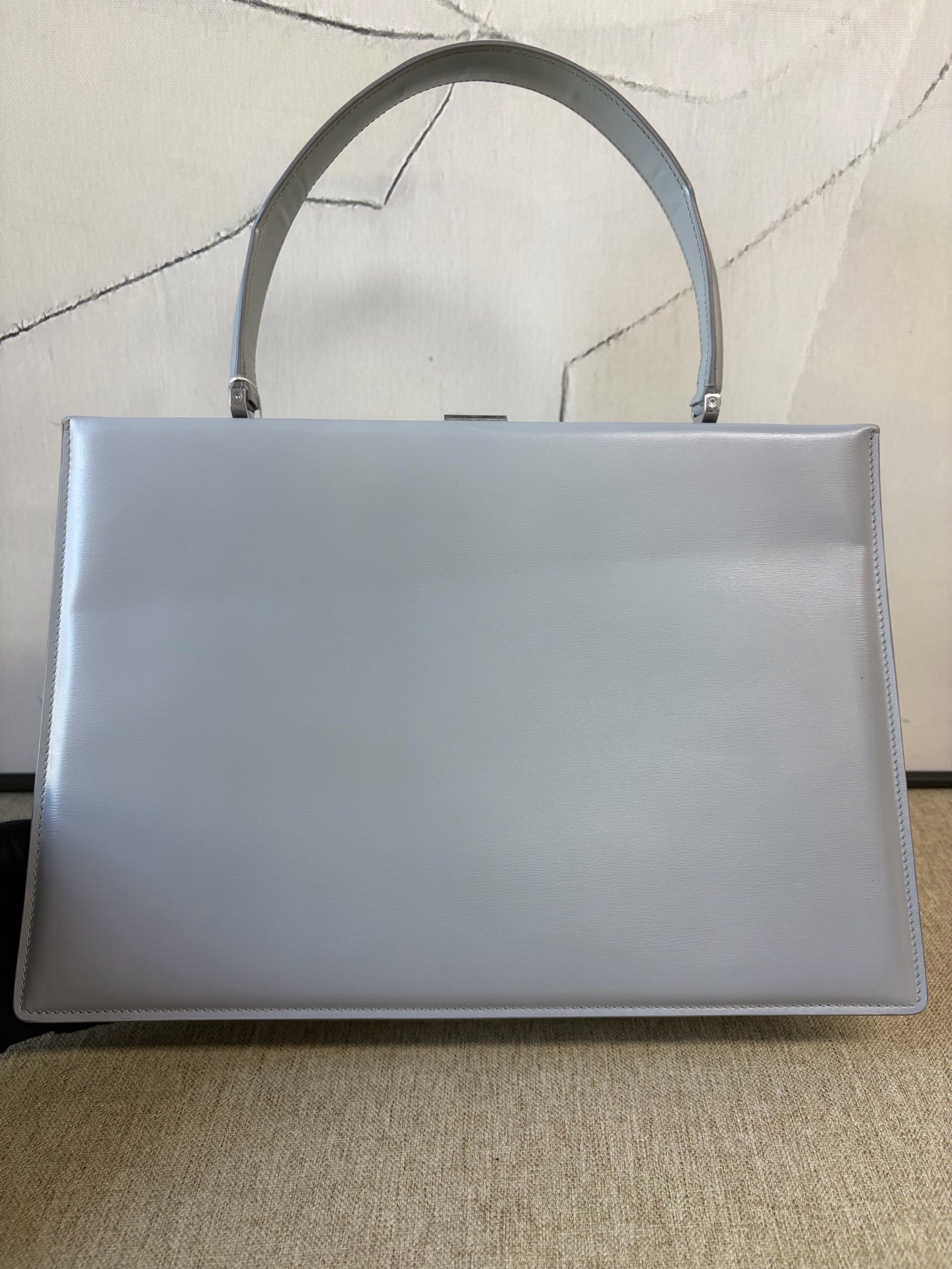Celine - Clasp - Smooth calfskin leather - Mist Blue with Silver-Tone Hardware - (Medium)