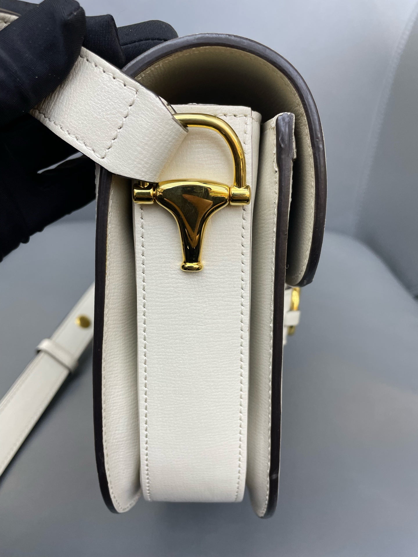 Gucci - 1955 Horsebit Shoulder Bag - GG Supreme Canvas with Leather Trim - White with Beige/Ebony Accents - (Medium)