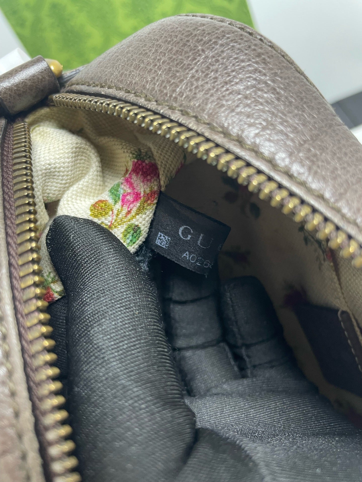 Gucci - Tiger Head Camera Bag - GG Supreme canvas with Leather trim - Brown - (Mini)