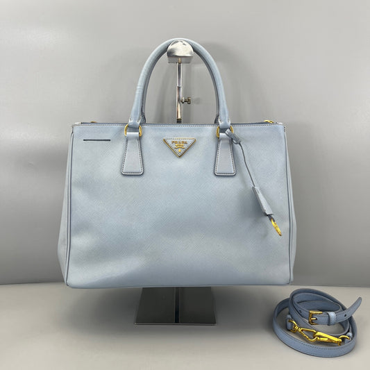 Prada - Saffiano Lux Tote - Saffiano leather - Light Blue - (medium)