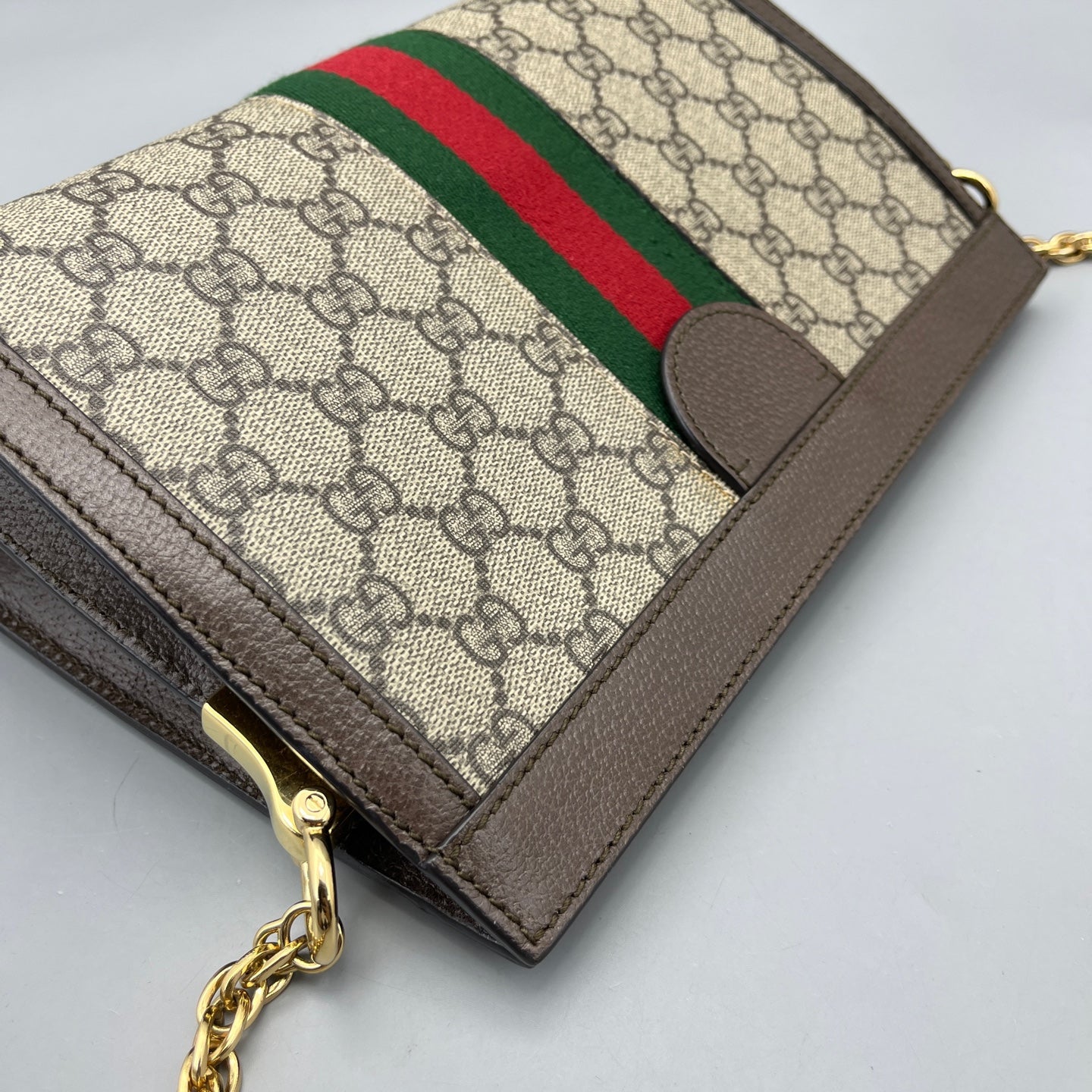 Gucci - Ophidia Chain Bag - GG Supreme coated canvas with leather trim - Ebony (Beige and Brown) with Red and Green Web - (mini)