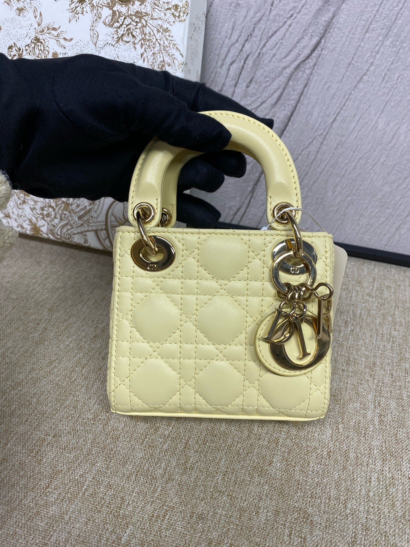Dior - Lady Dior Ultra Mini - Lambskin leather - Yellow with Gold-Tone Hardware - (mini)