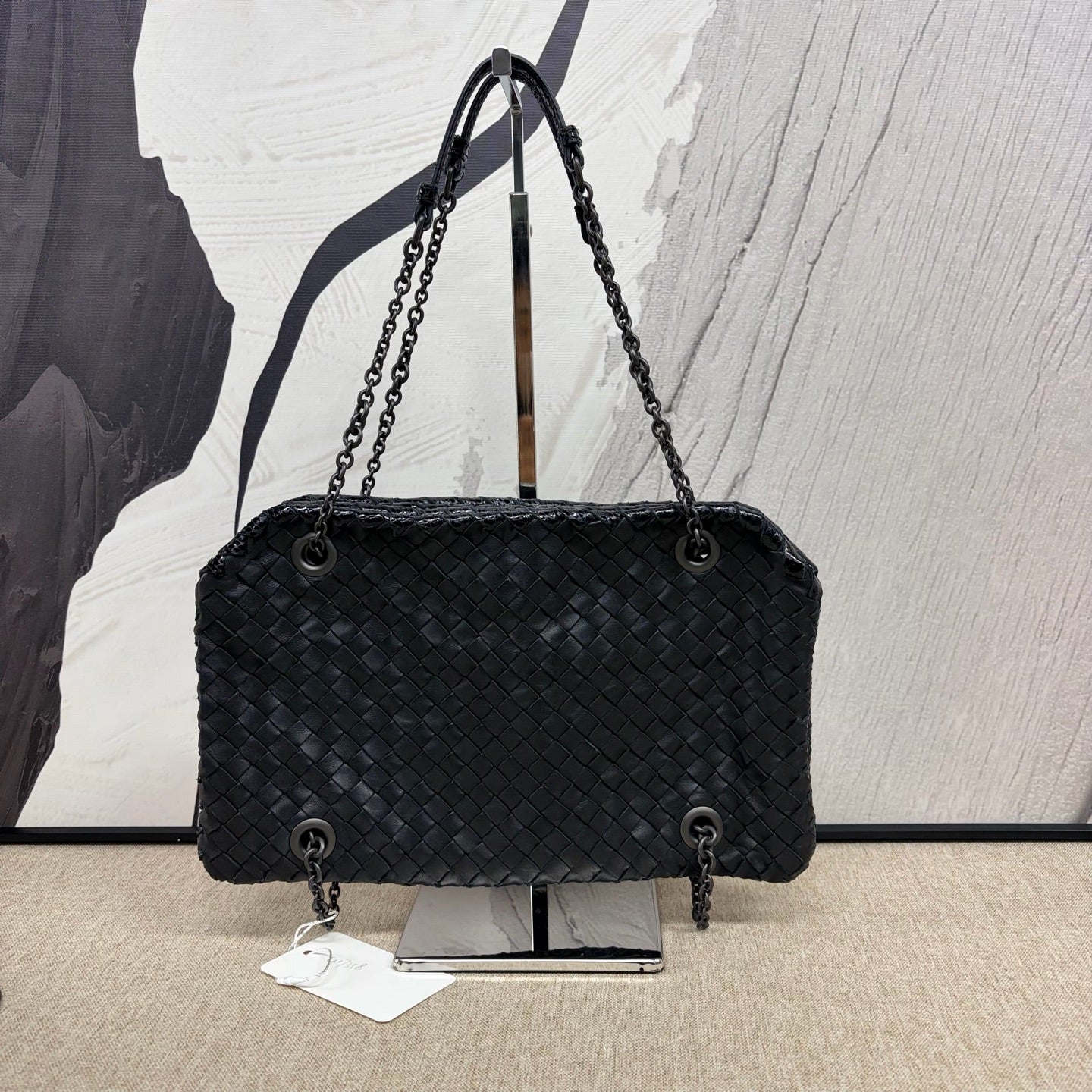 Bottega Veneta - Intrecciato Chain Shoulder Bag - Lambskin leather and snakeskin - Black - (medium)