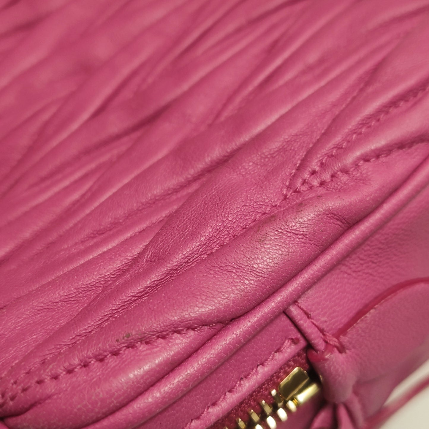 Miu Miu - Matelassé Camera Bag - Lambskin leather - Pink - (mini)