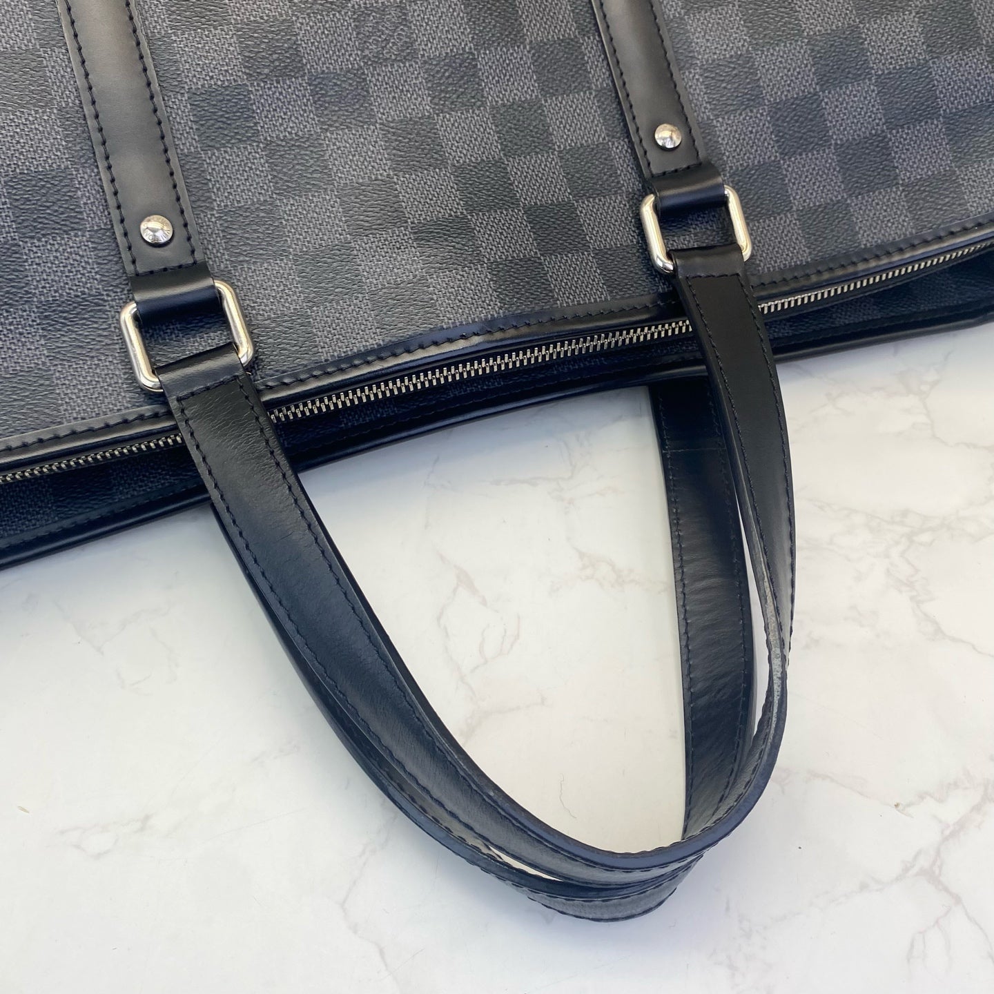 Louis Vuitton - Tadao - Damier Graphite canvas with leather trim - Black - (Large)