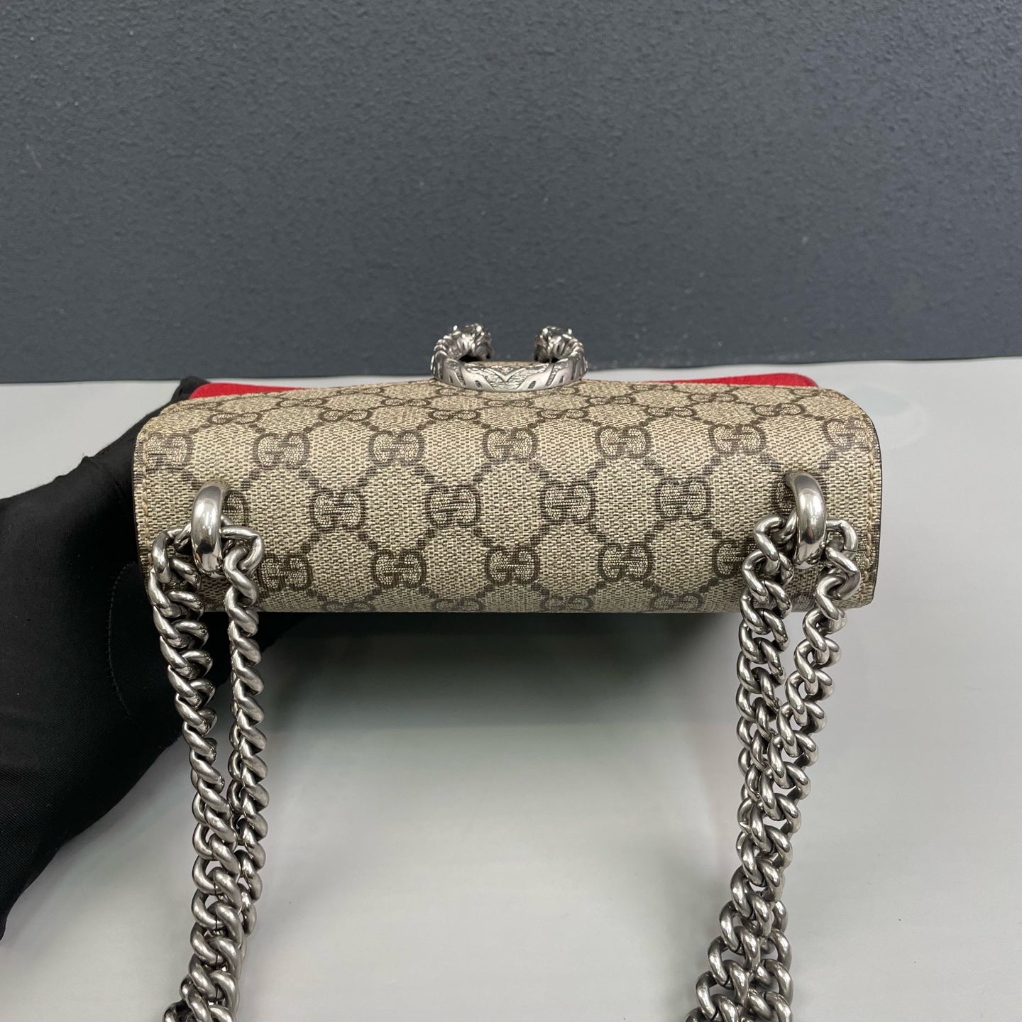Gucci - Dionysus Chain Shoulder Bag - GG Supreme canvas with suede lining - Beige with Red accents - (Small)