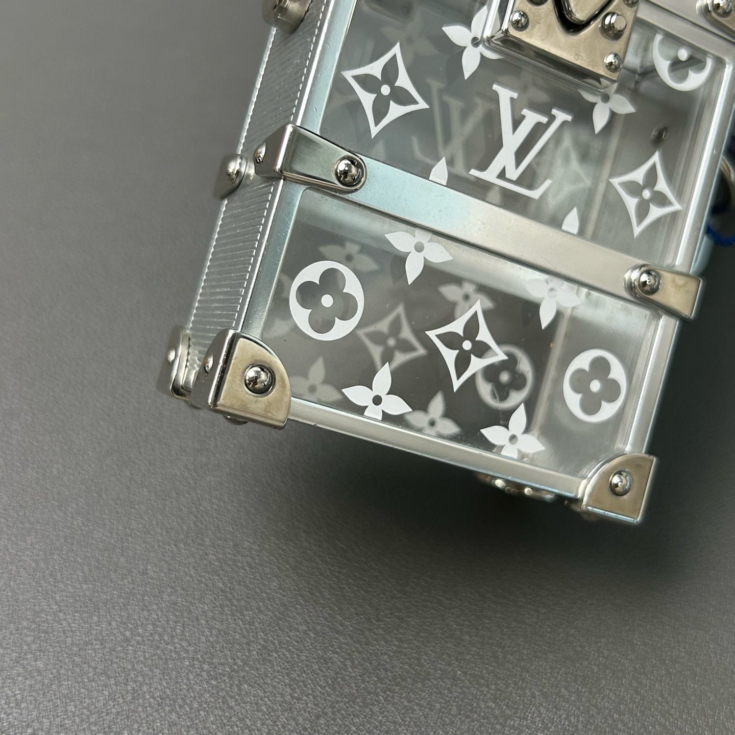 Louis Vuitton - Mini Cigarette Case Trunk - Plastic and Metal - Silver - (mini)