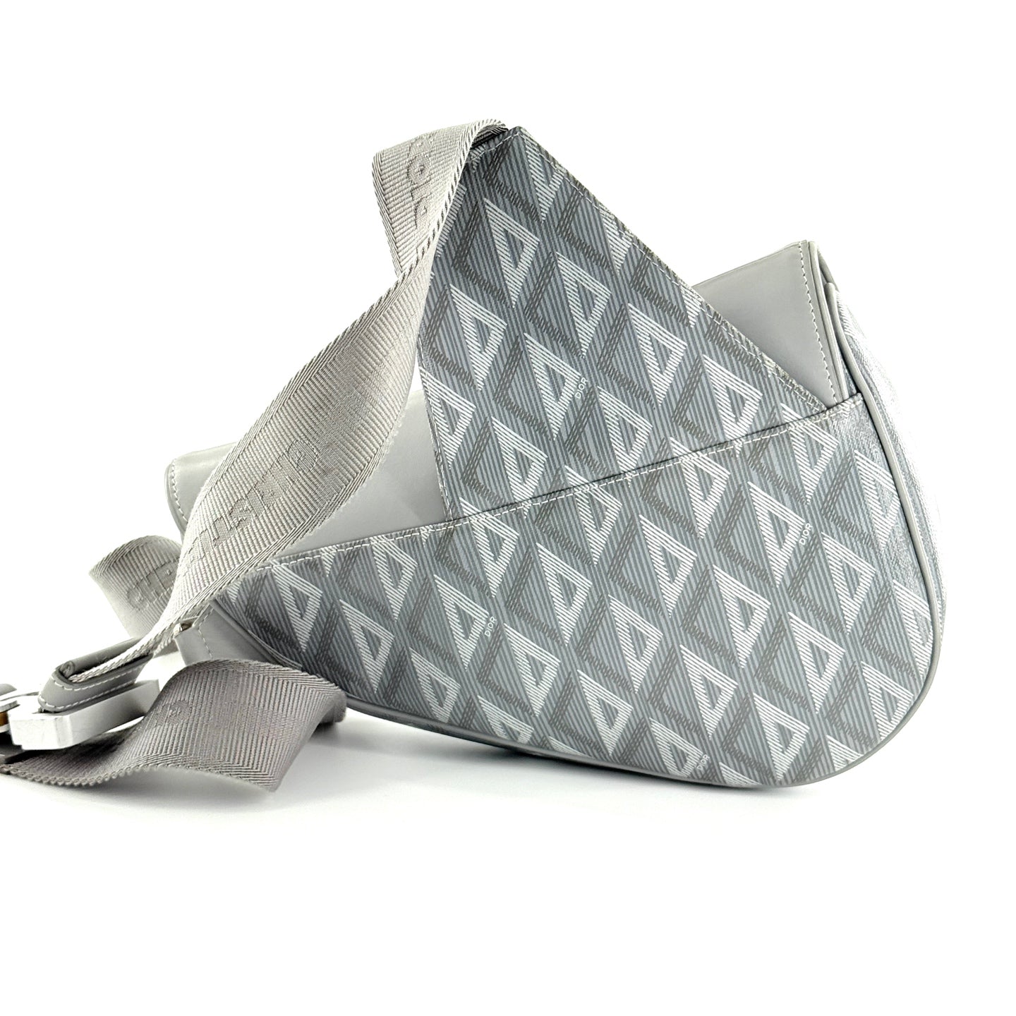 Dior - Saddle Bag - Dior Gravity technical fabric and smooth calfskin leather - Grey - (medium)