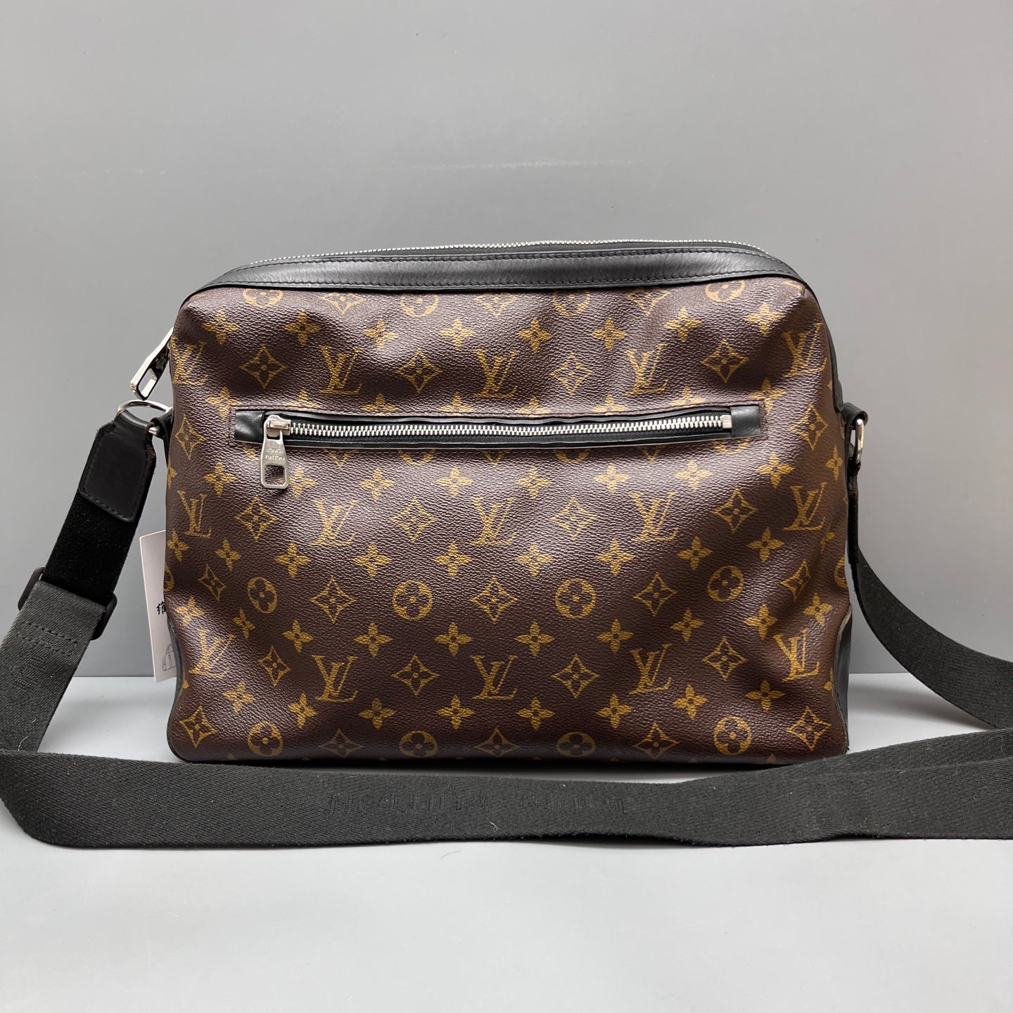 Louis Vuitton - Casual Messenger Bag - Monogram coated canvas with black leather trim - Brown - (Large)
