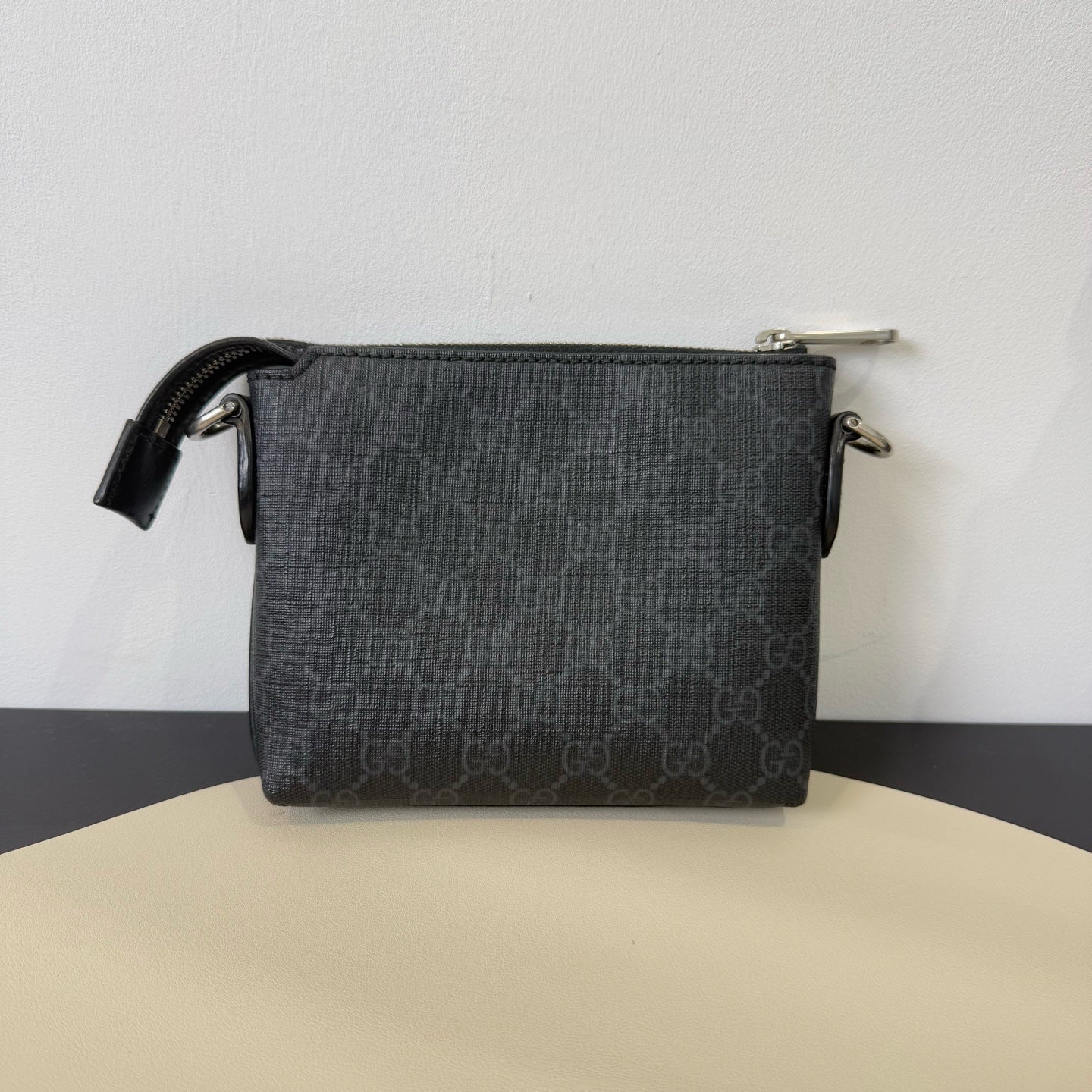 Gucci - GG Supreme Two-in-One Messenger Bag - GG Supreme canvas with leather trim - Black - (small)