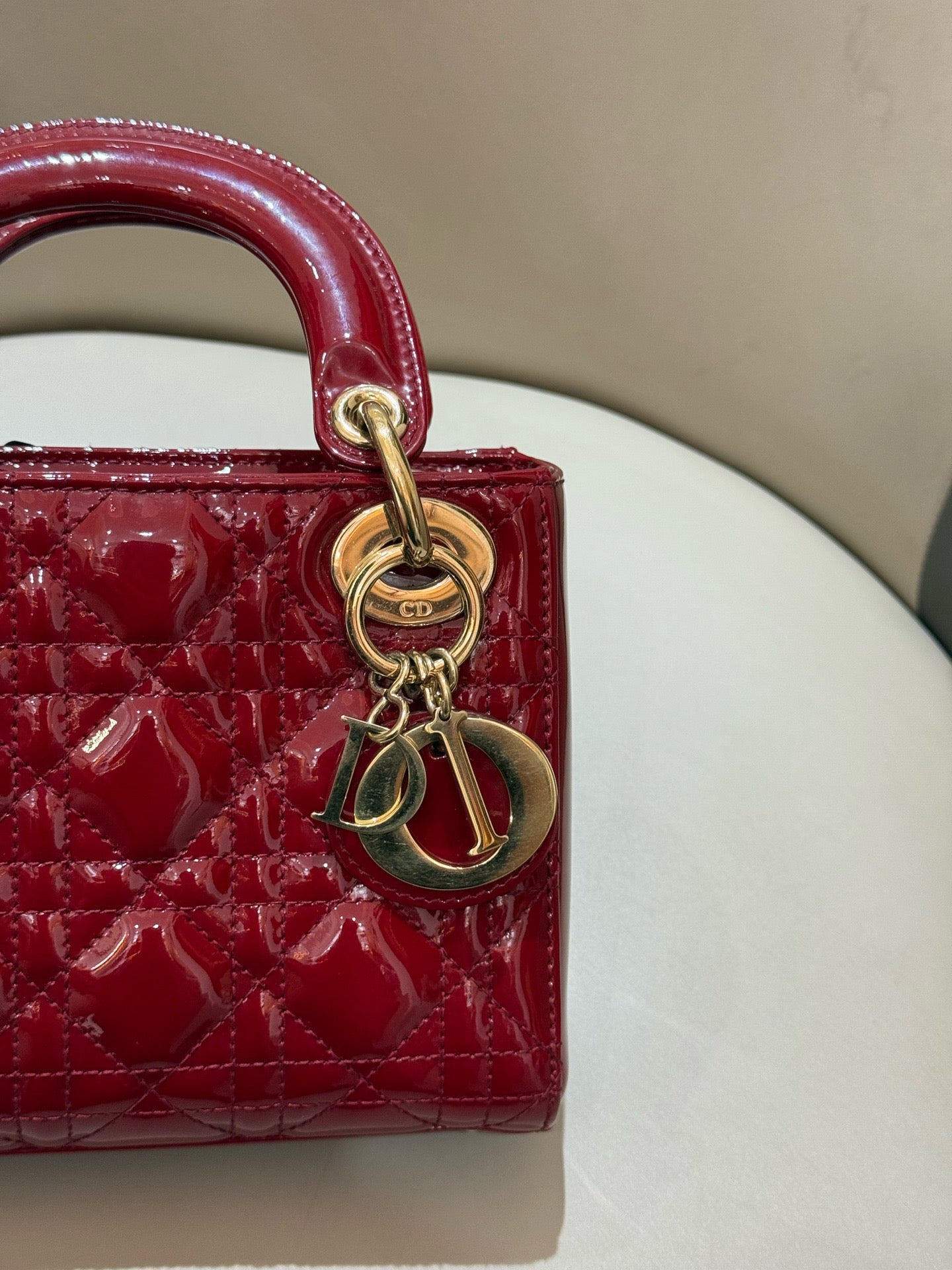 Dior - Lady Dior Mini - Patent leather - Deep Red with Gold-Tone Hardware - (Mini)