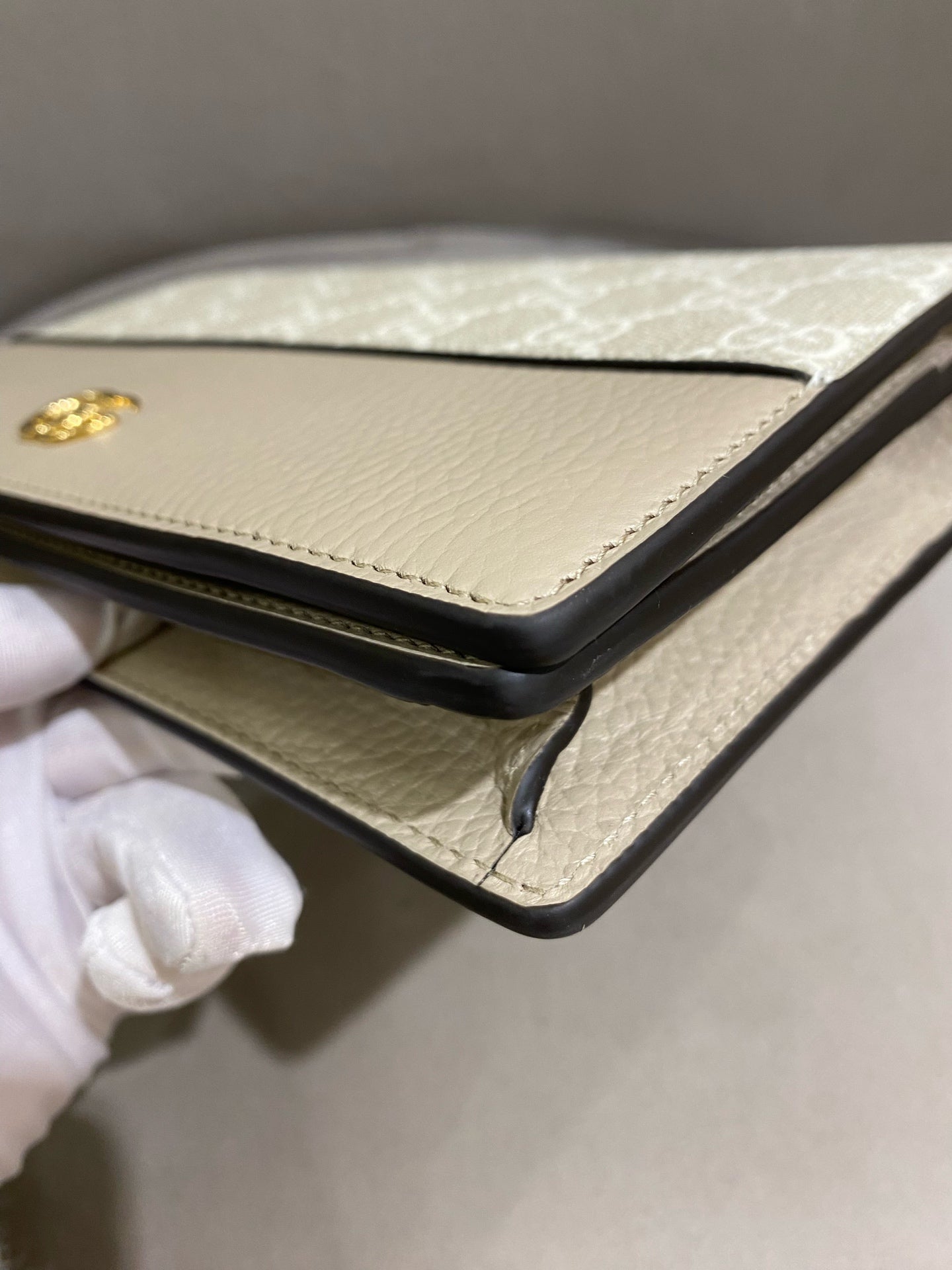Gucci - GG Canvas and Leather Wallet on Chain - Leather - Beige - (mini)