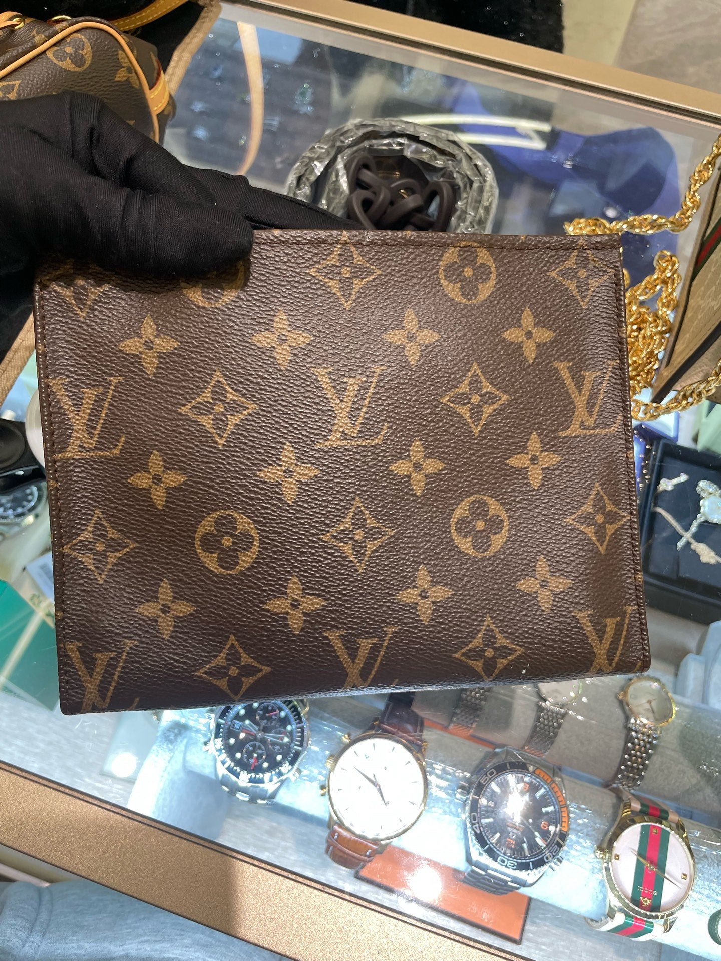 Louis Vuitton - Toiletry Pouch 19 - Coated canvas - Brown - (Small)