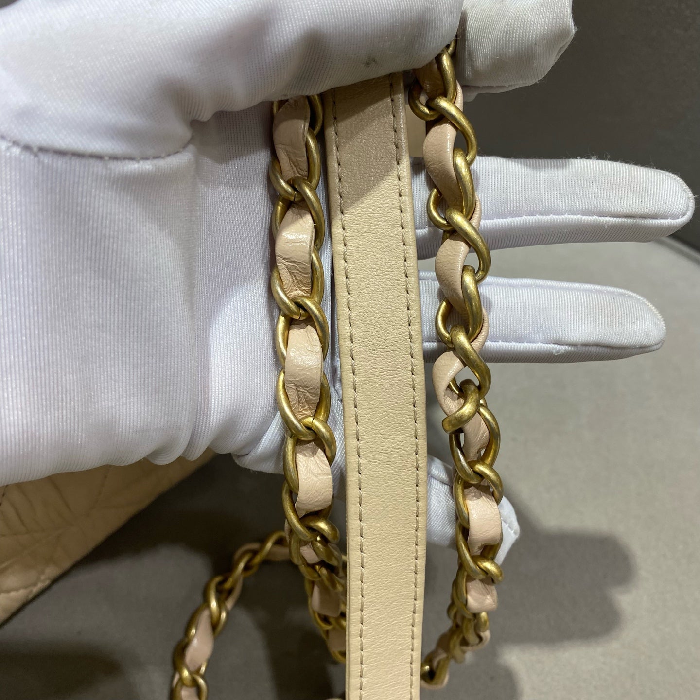 Chanel - Top Handle Flap Bag - Lambskin leather - Beige - (mini)