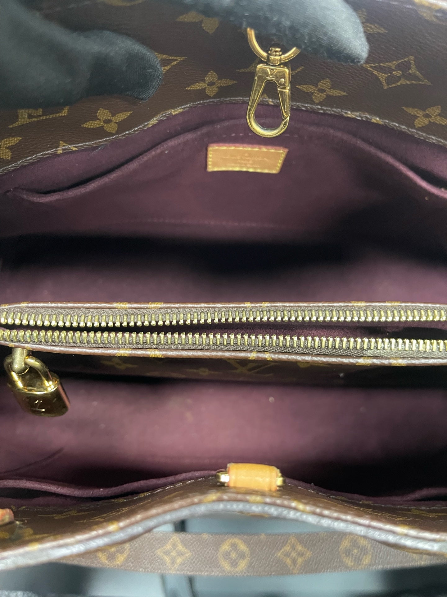 Louis Vuitton - Montaigne MM - Monogram coated canvas with Vachetta leather trim - Brown - (medium)