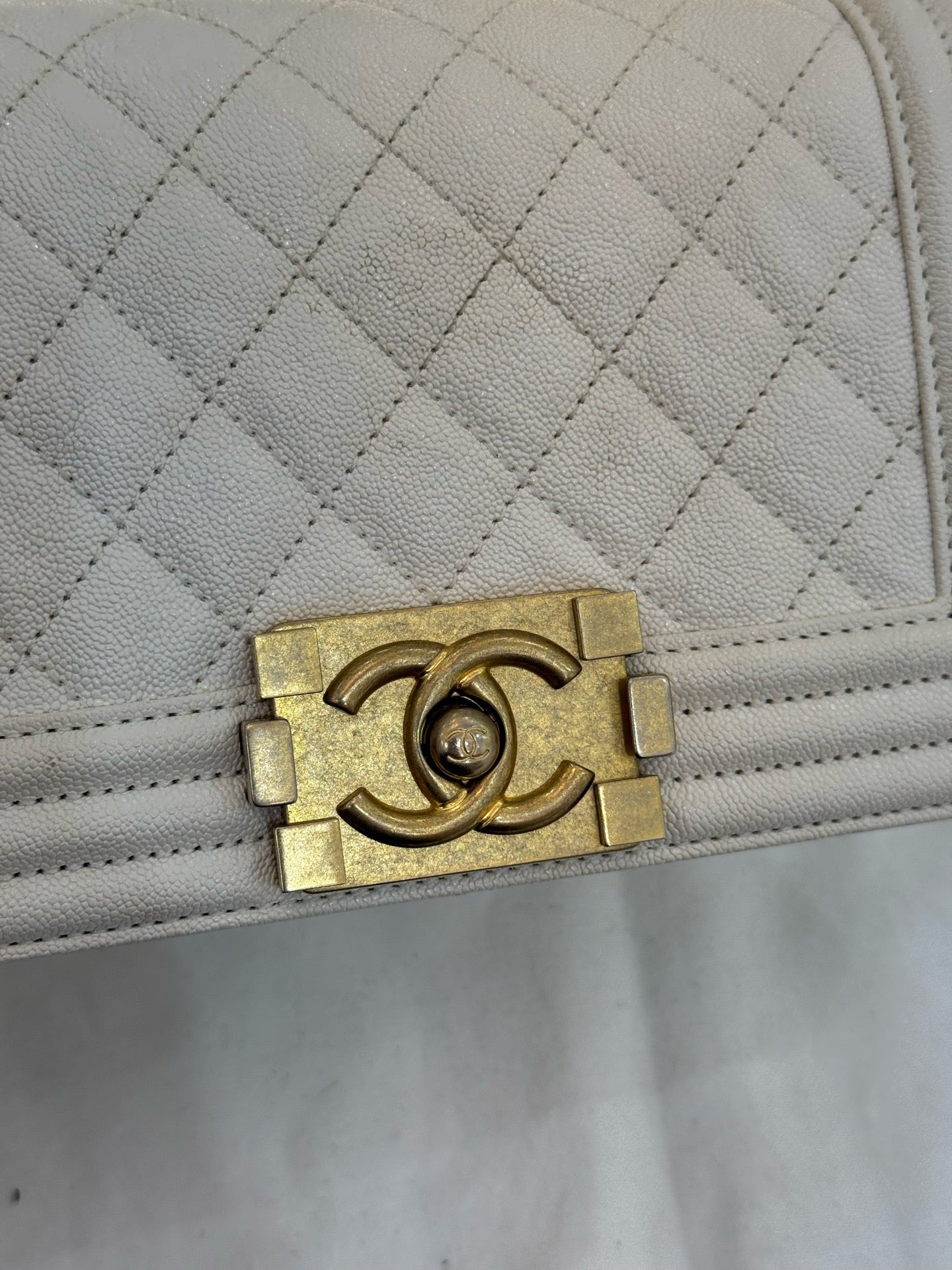 Chanel - Le Boy Small - Caviar leather - White - (Small)