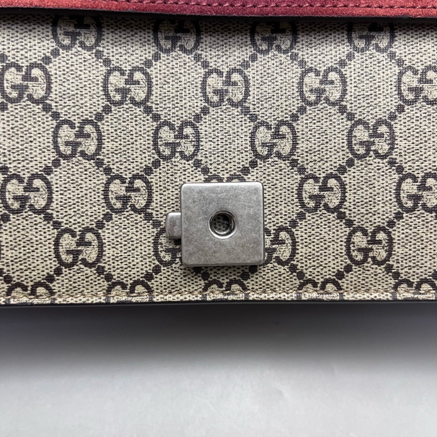 Gucci - Dionysus Shoulder Bag - GG Supreme canvas with floral print, pink/burgundy suede, and black leather trim - Beige, Multicolour (floral print), Burgundy (suede) - (Medium)