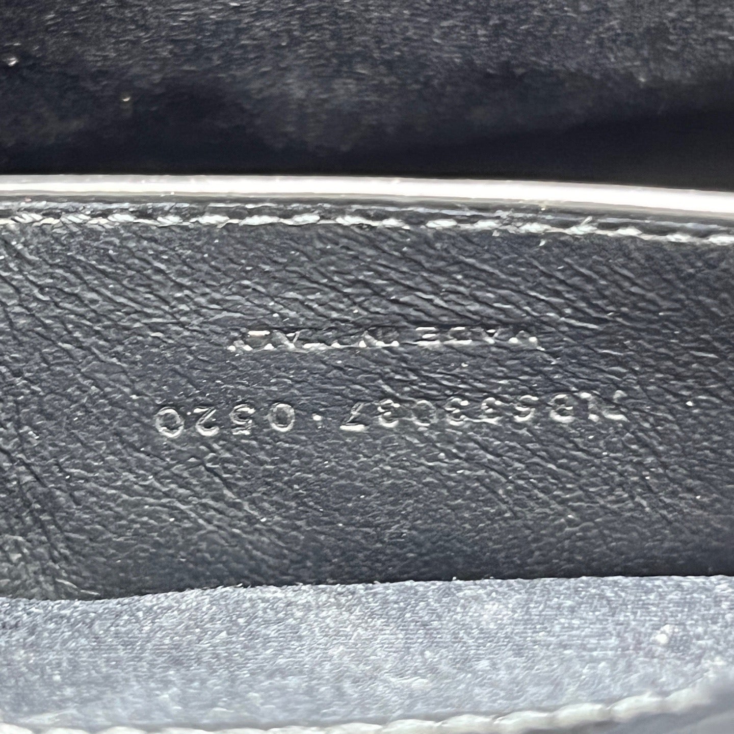 Saint Laurent - Niki Small Messenger Bag - Crinkled calfskin leather - Black - (Small)