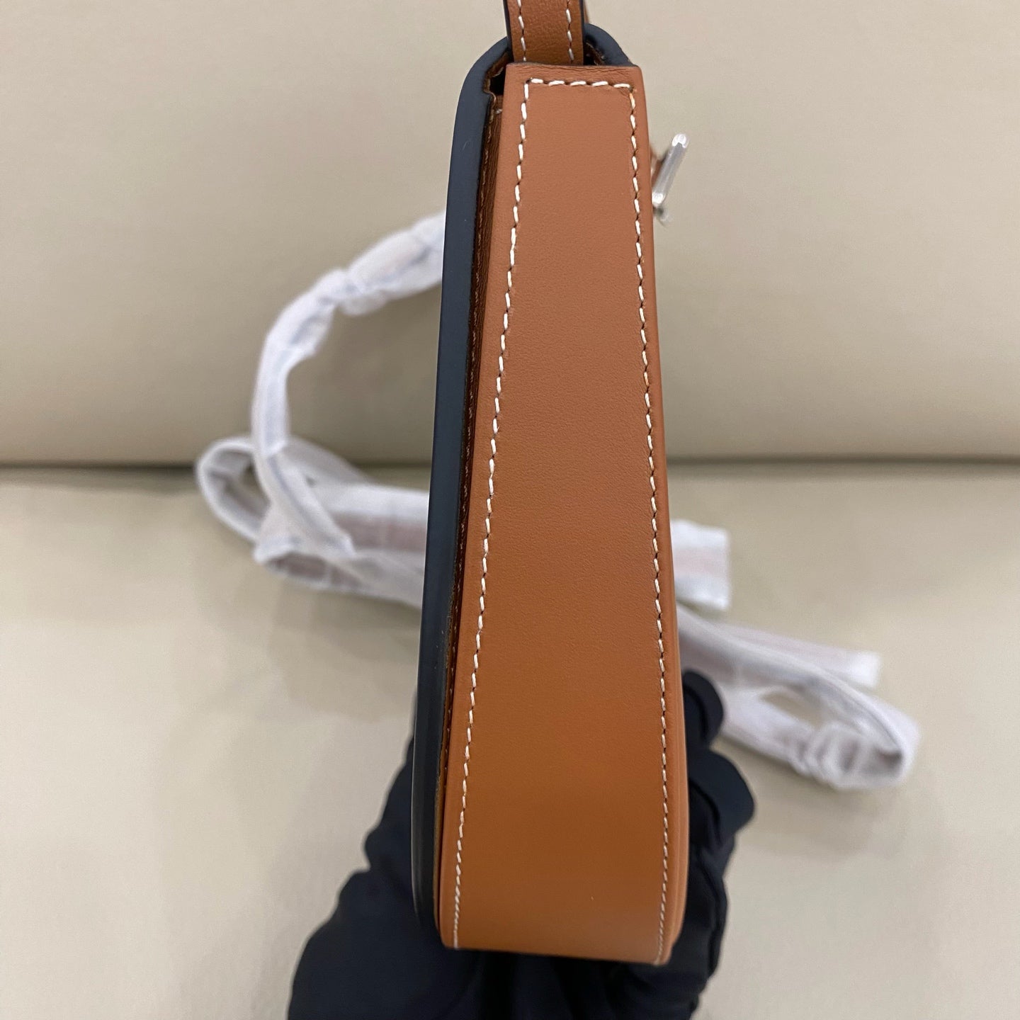 Loewe - Heel Pouch - Cowhide leather - Brown - (mini)
